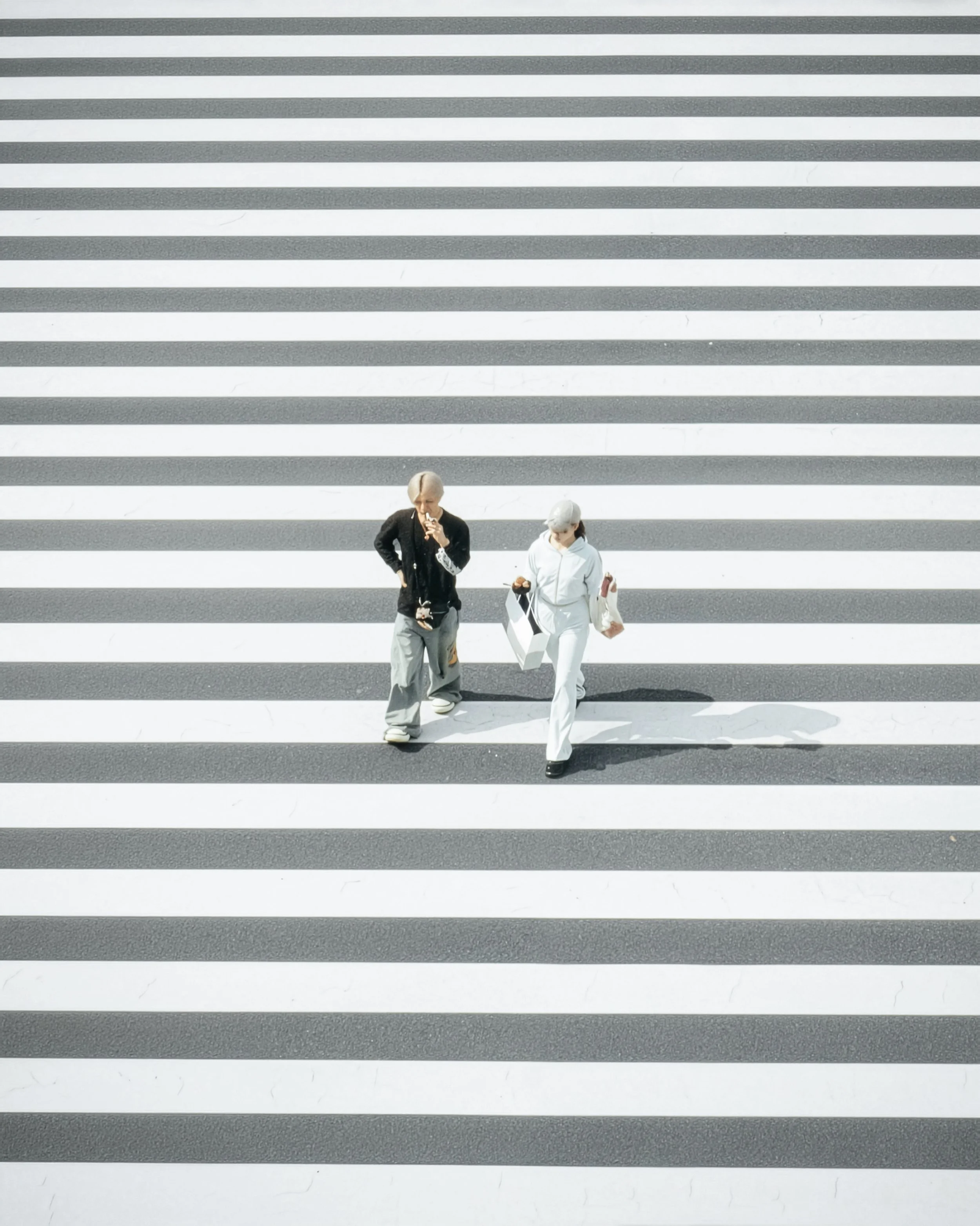06_CrossStreet_ModernCouple_01.jpg