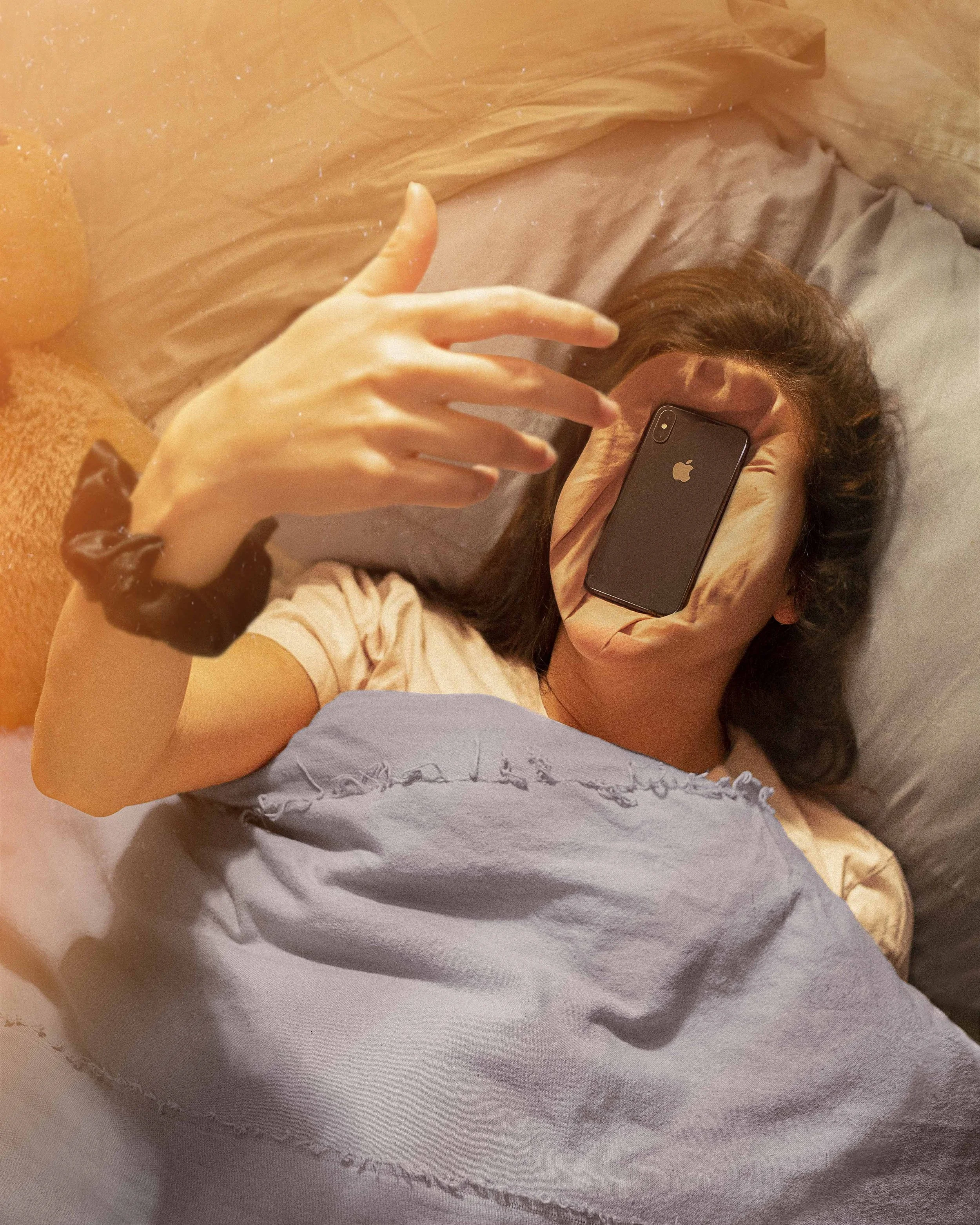 Dropped_Phone_Final_Flare copy.jpg