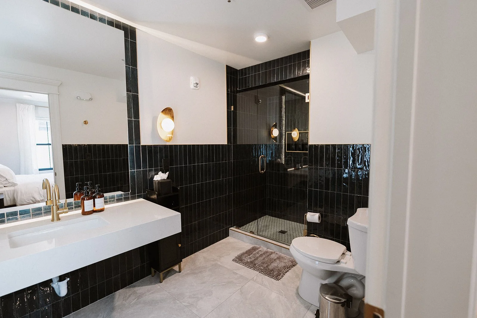 Aventi-Weddings-Melrose-Abbey- 82 - AC104855.jpg