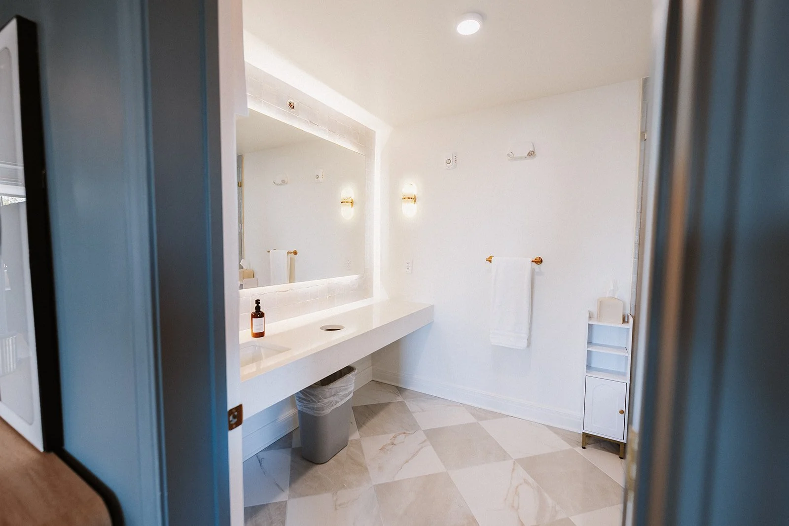 Aventi-Weddings-Melrose-Abbey- 116 - AC104942.jpg