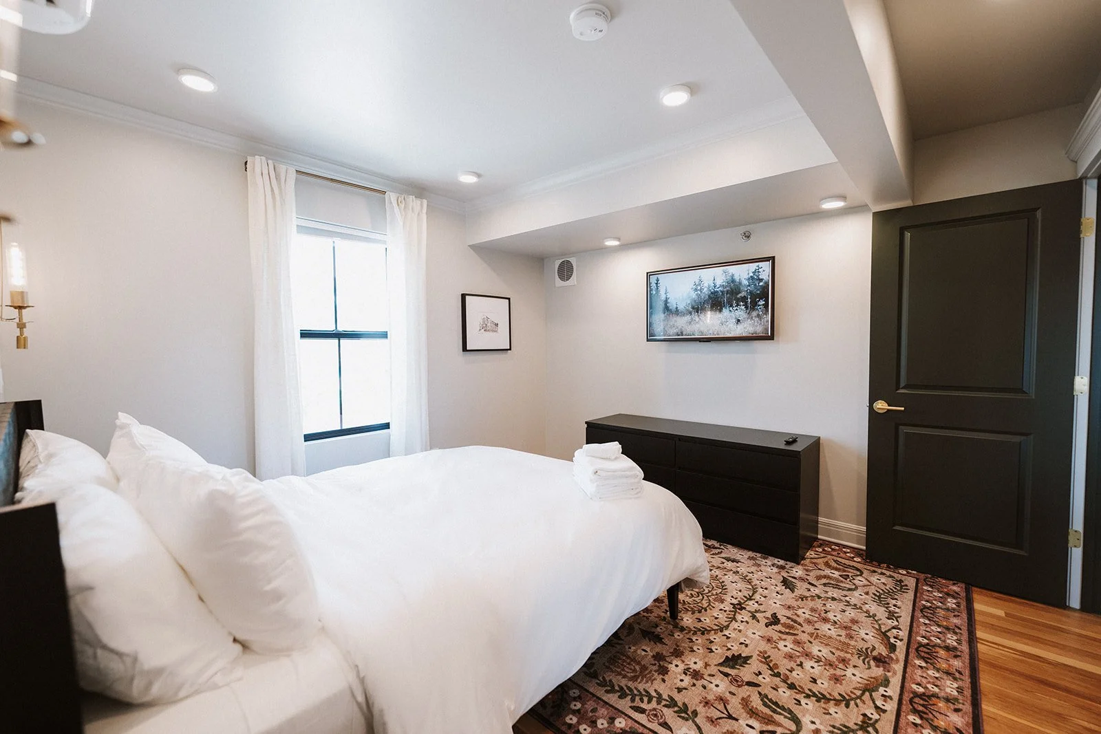 Aventi-Weddings-Melrose-Abbey- 97 - AC104894.jpg