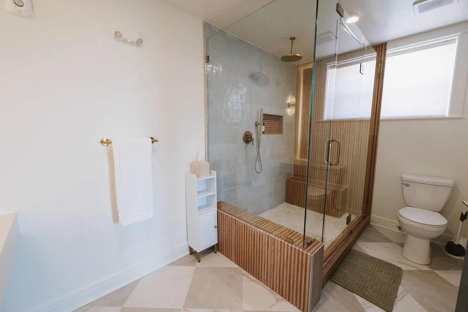 Aventi-Weddings-Melrose-Abbey- 118 - AC104944.jpg