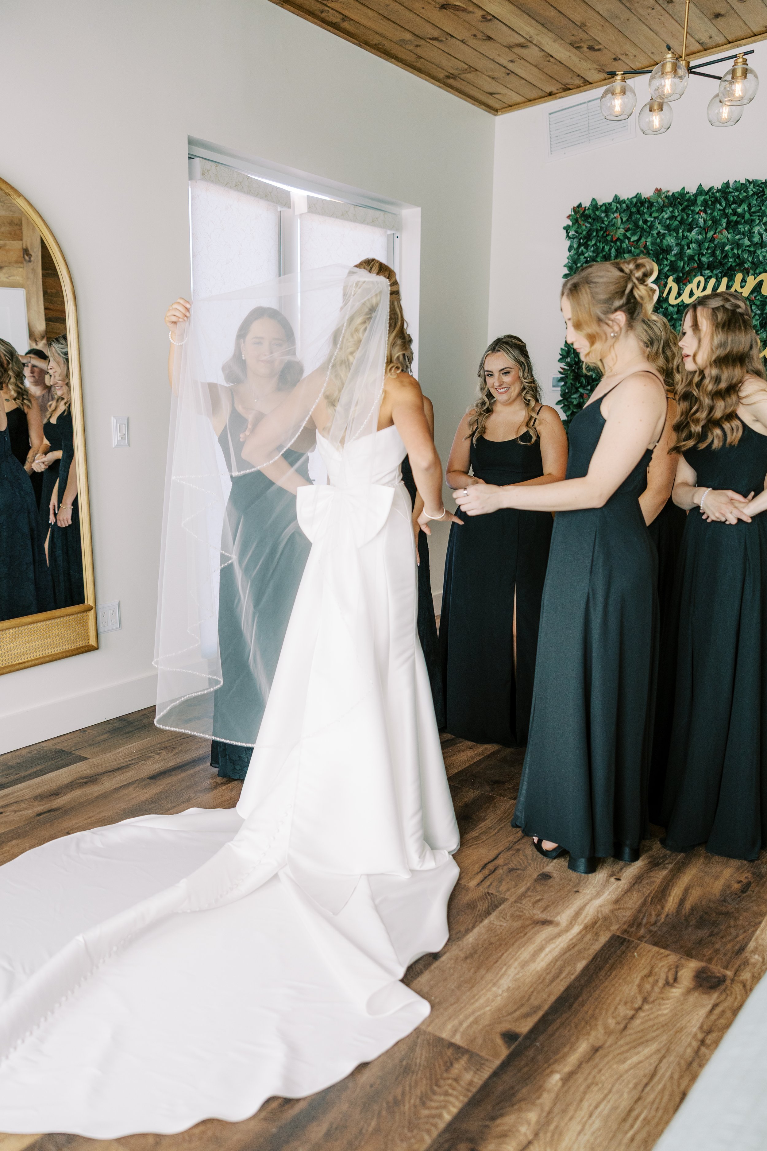 Bridesmaids-reveal-Browns-grove-florida-wedding.jpg