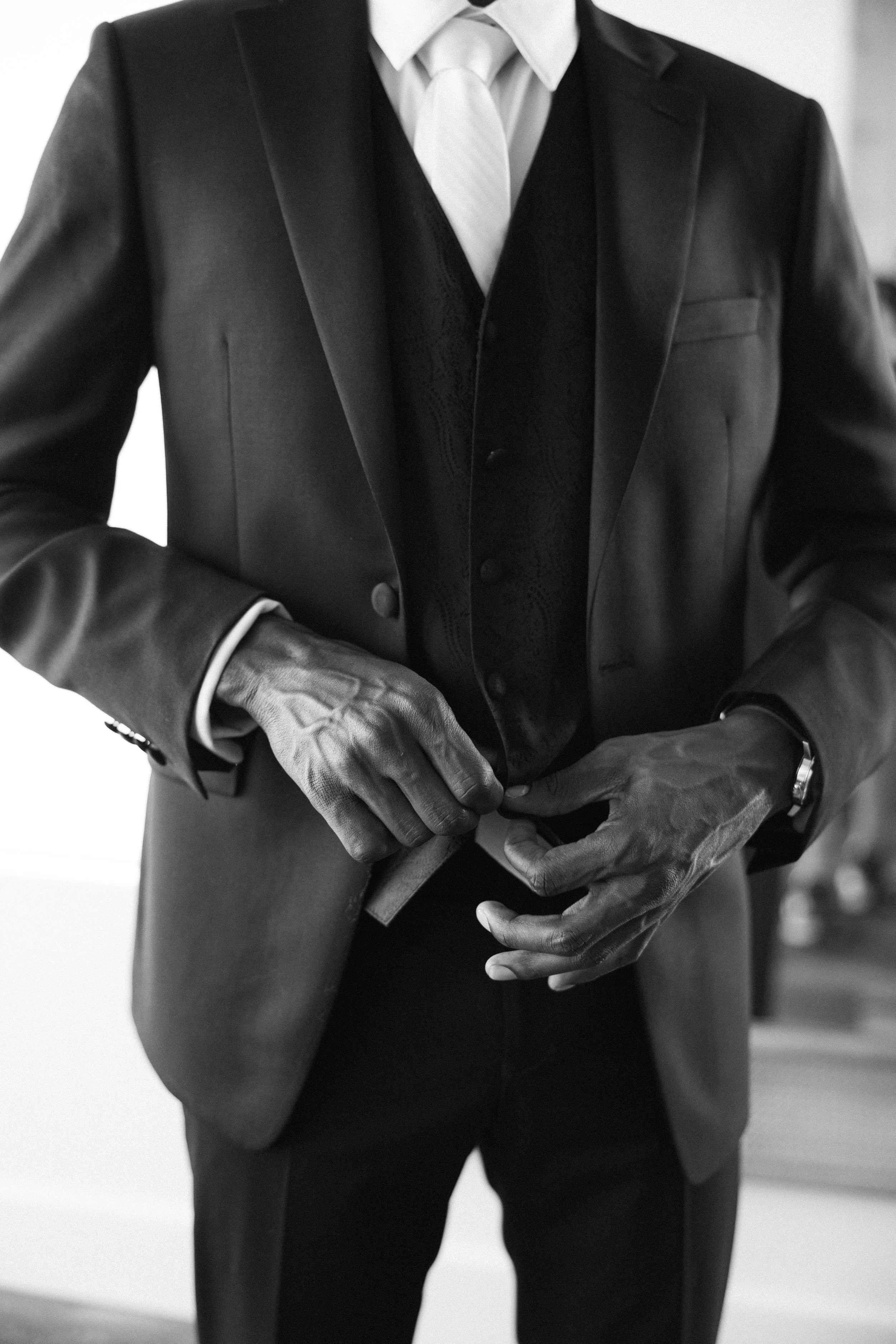 Groom-detail-photos.jpg