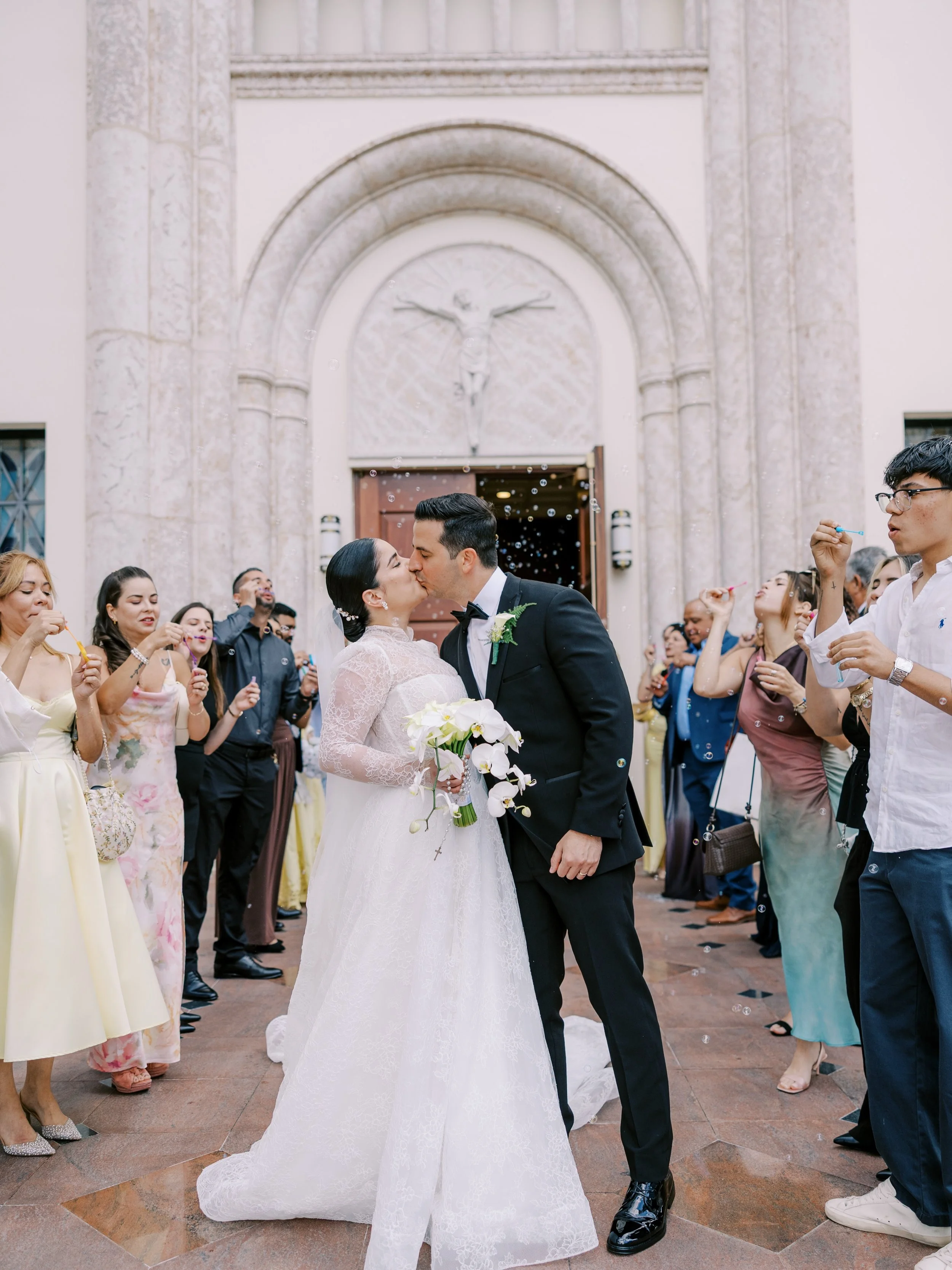 Growing up in the Catholic Church definitely helped during this wedding. 

Because I knew the flow of mass so well, I was able to sneak upstairs to the balcony for a few minutes mid-ceremony to get the most epic wide shots without missing anything im