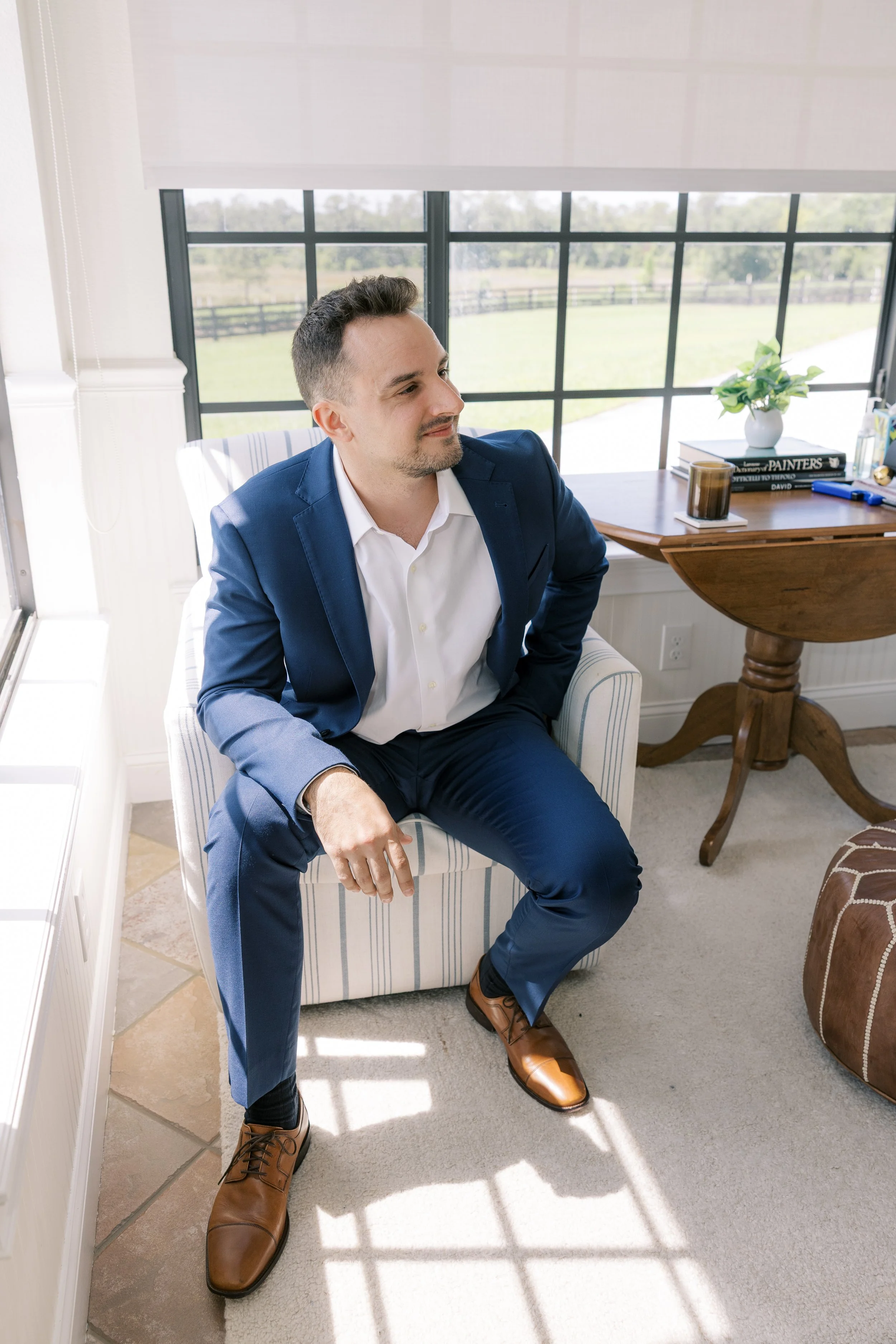 Groom-getting-ready-photos.jpg