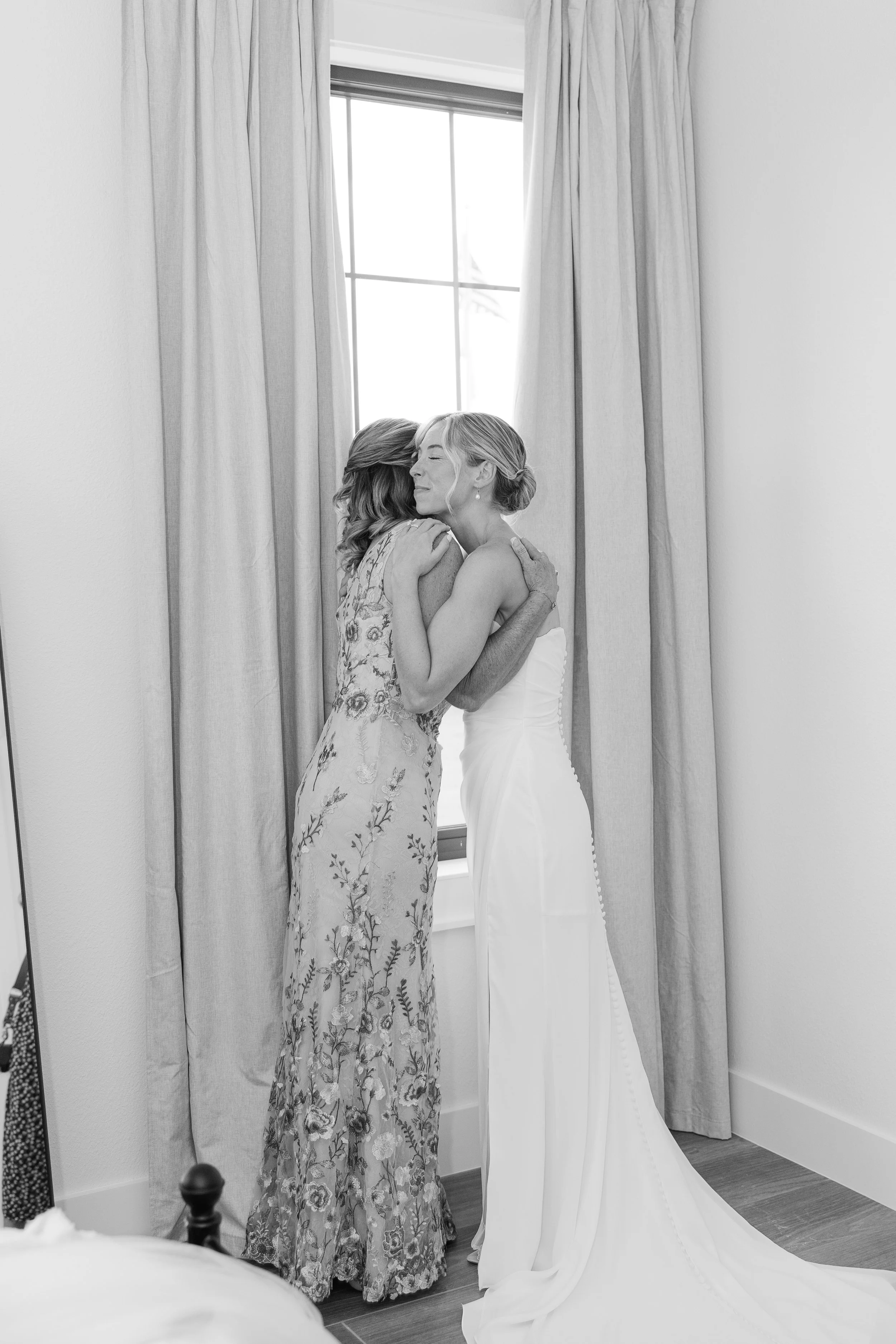 Mother-of-the-bride-photo.jpg