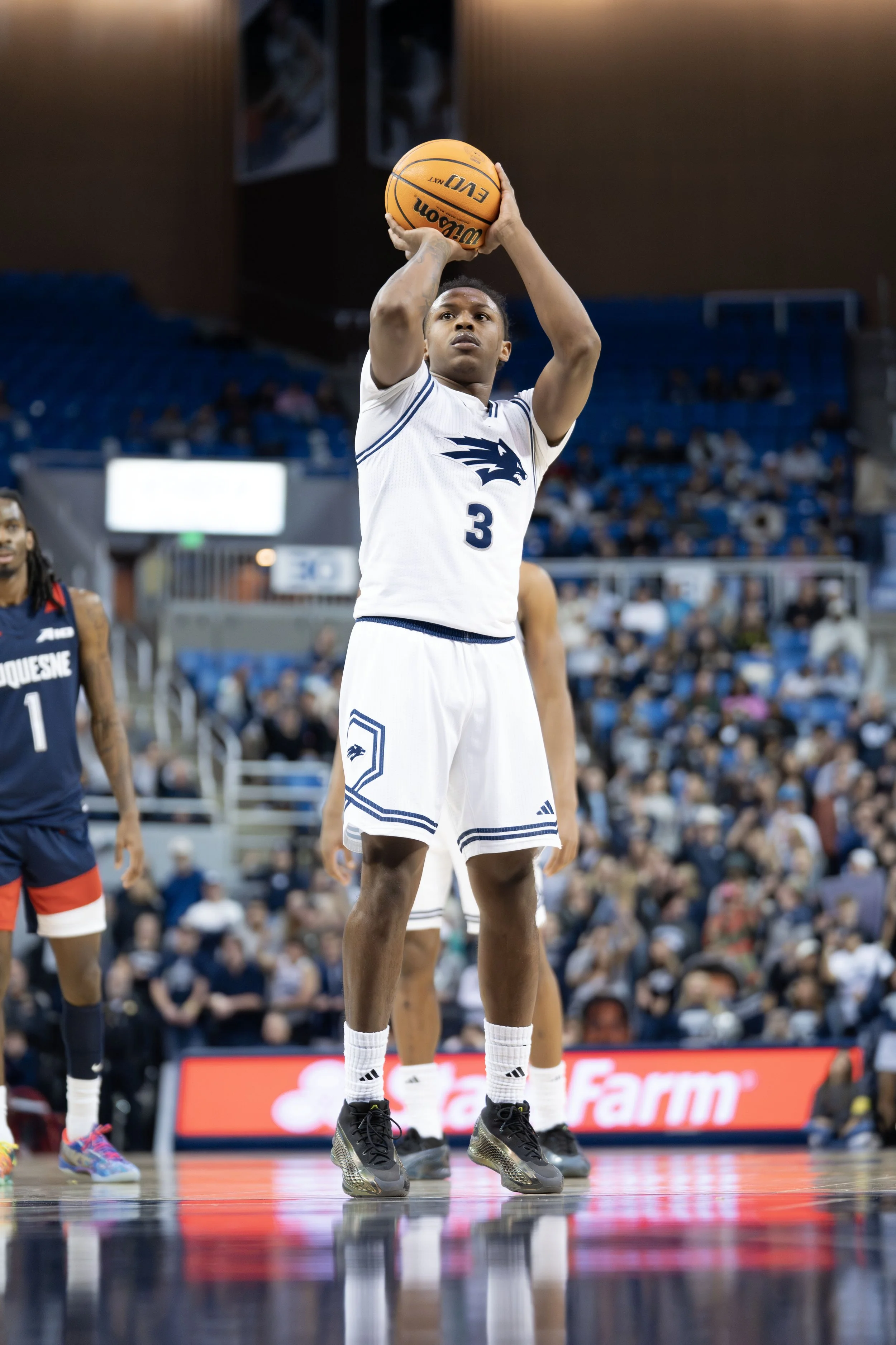 2nd Half_Rolison3_Free Throw.jpg