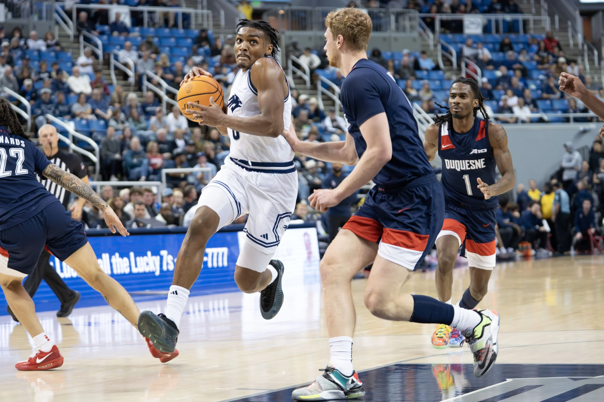 2nd Half_Bailey0_Layup.jpg