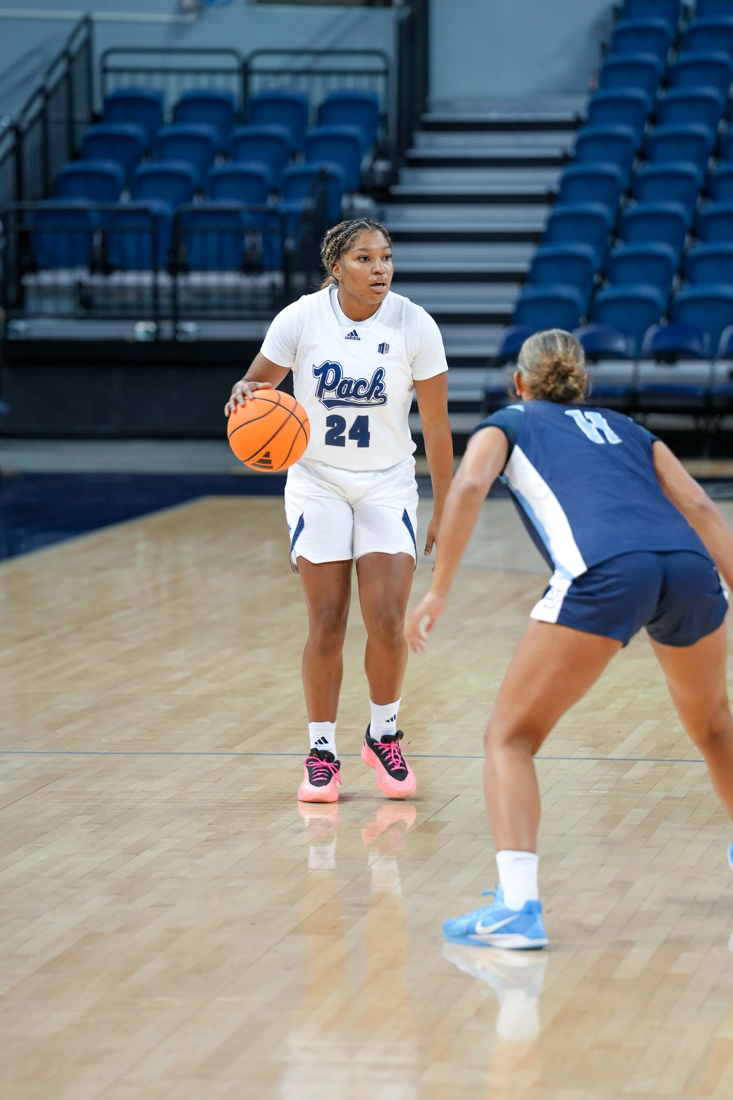 First Half_Durley24_Dribbling.jpg