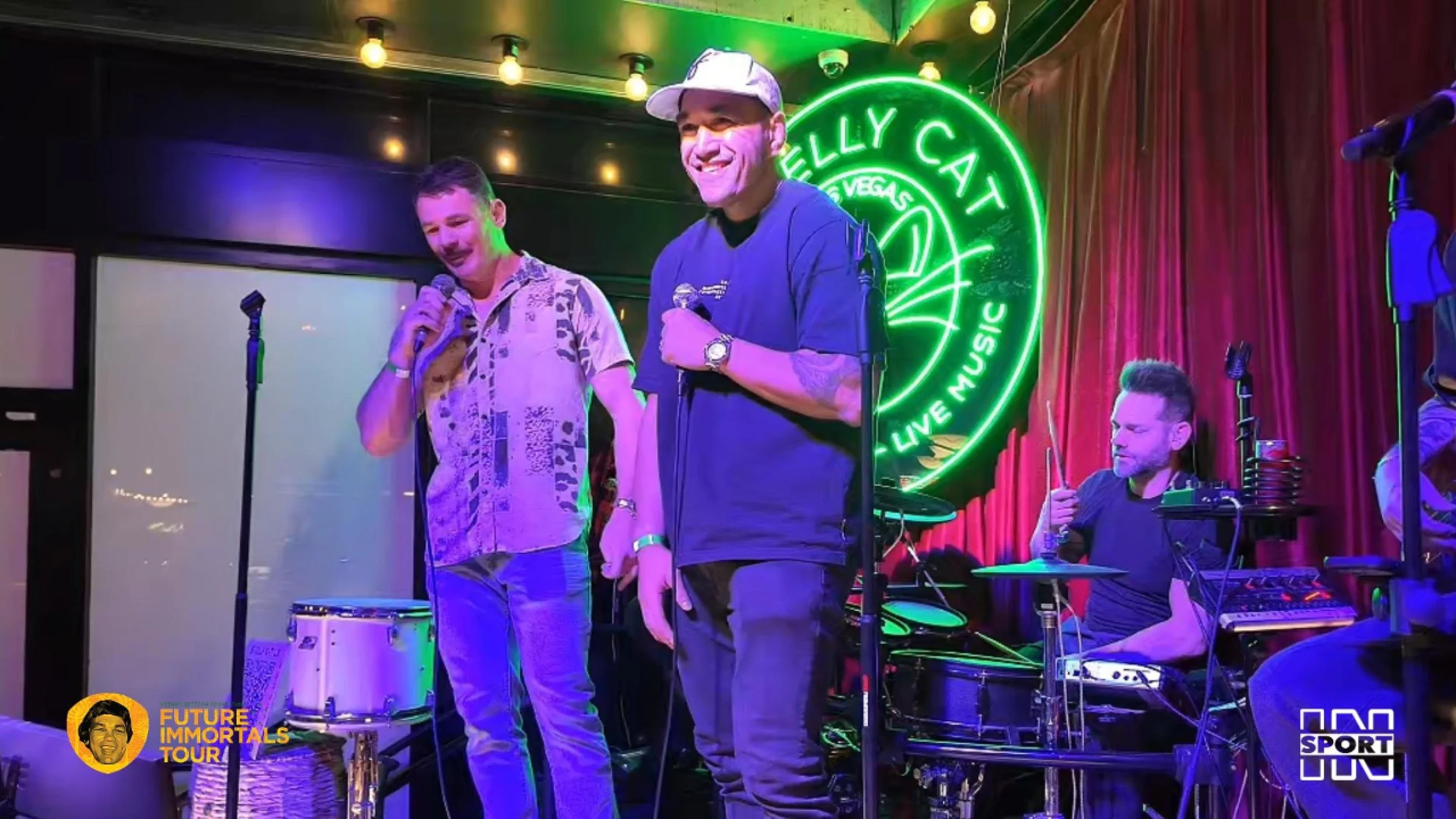 Karaoke Night in Vegas Sets the Tone for an Unforgettable Tour