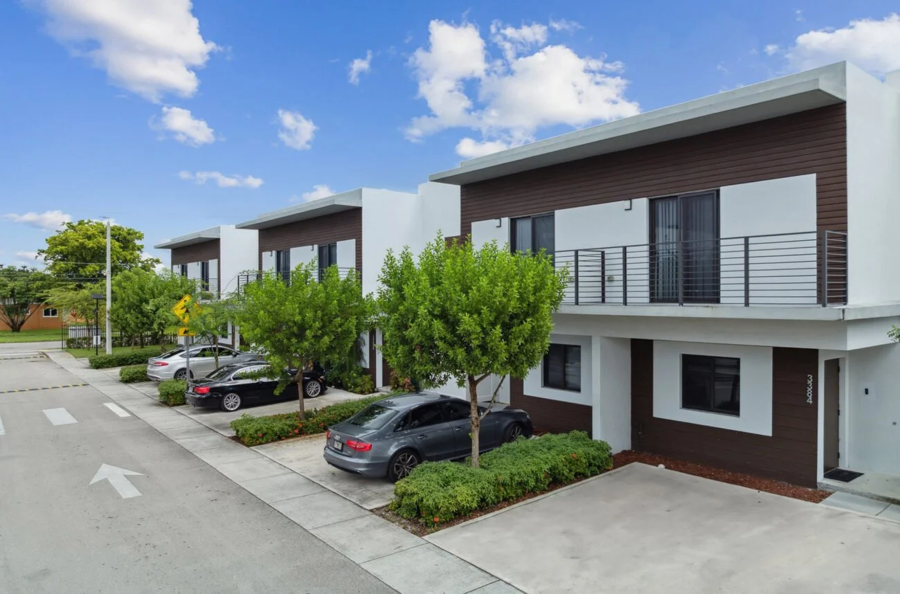 Capital Square: CS1031 Villages at Miami Gardens