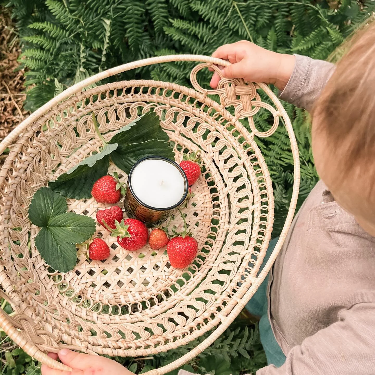 Introducing&hellip;
 🍓Strawberry Patch 🍓
Sun-ripened strawberry meets bergamot and basil, drizzled with a touch of warm, golden honey. This one was inspired by sunny mornings in the garden and little hands rustling through the leaves to find the fi