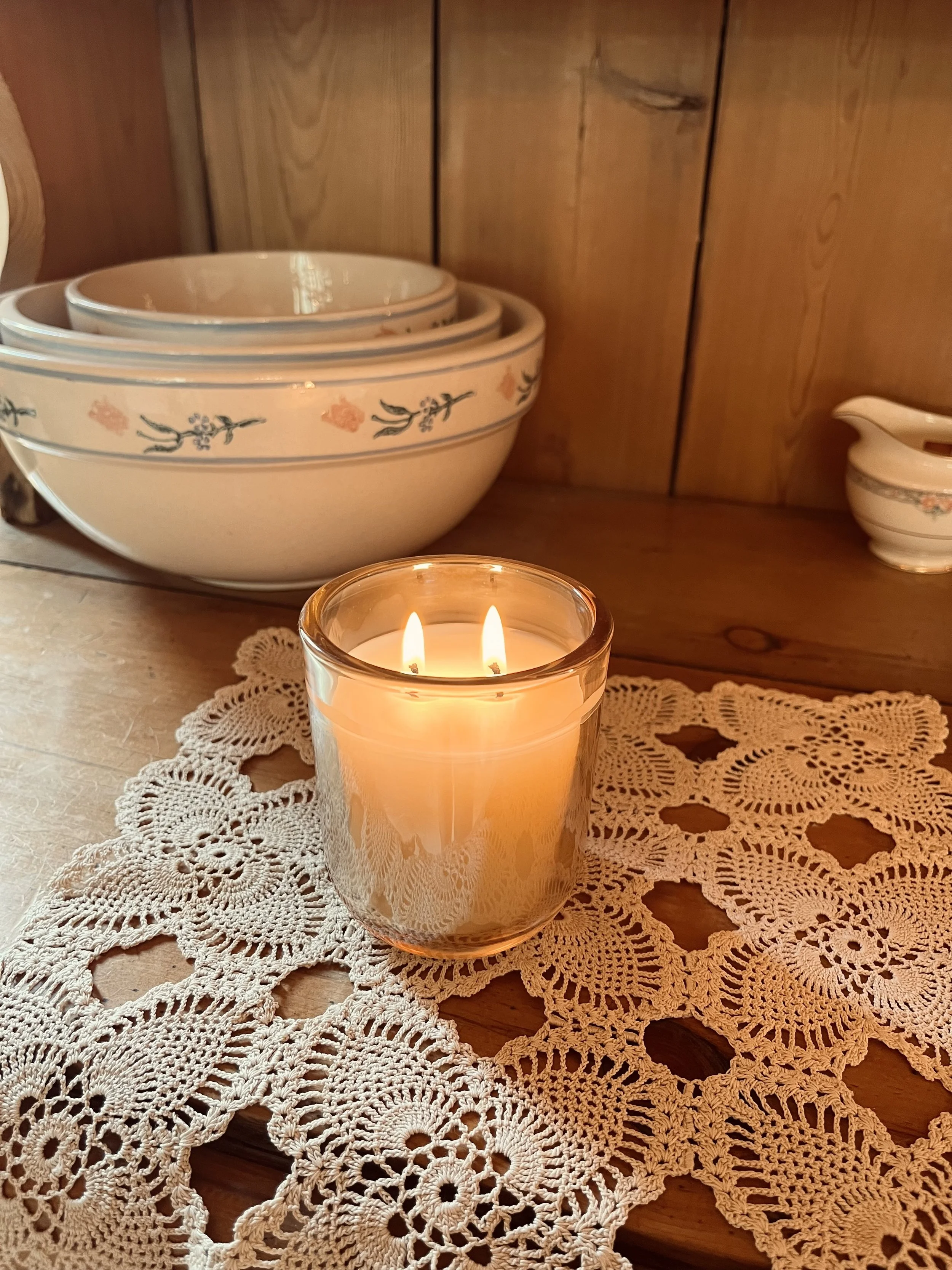Scented Beeswax Candle, Glass Tumbler in Almond Shimmer, 10 oz