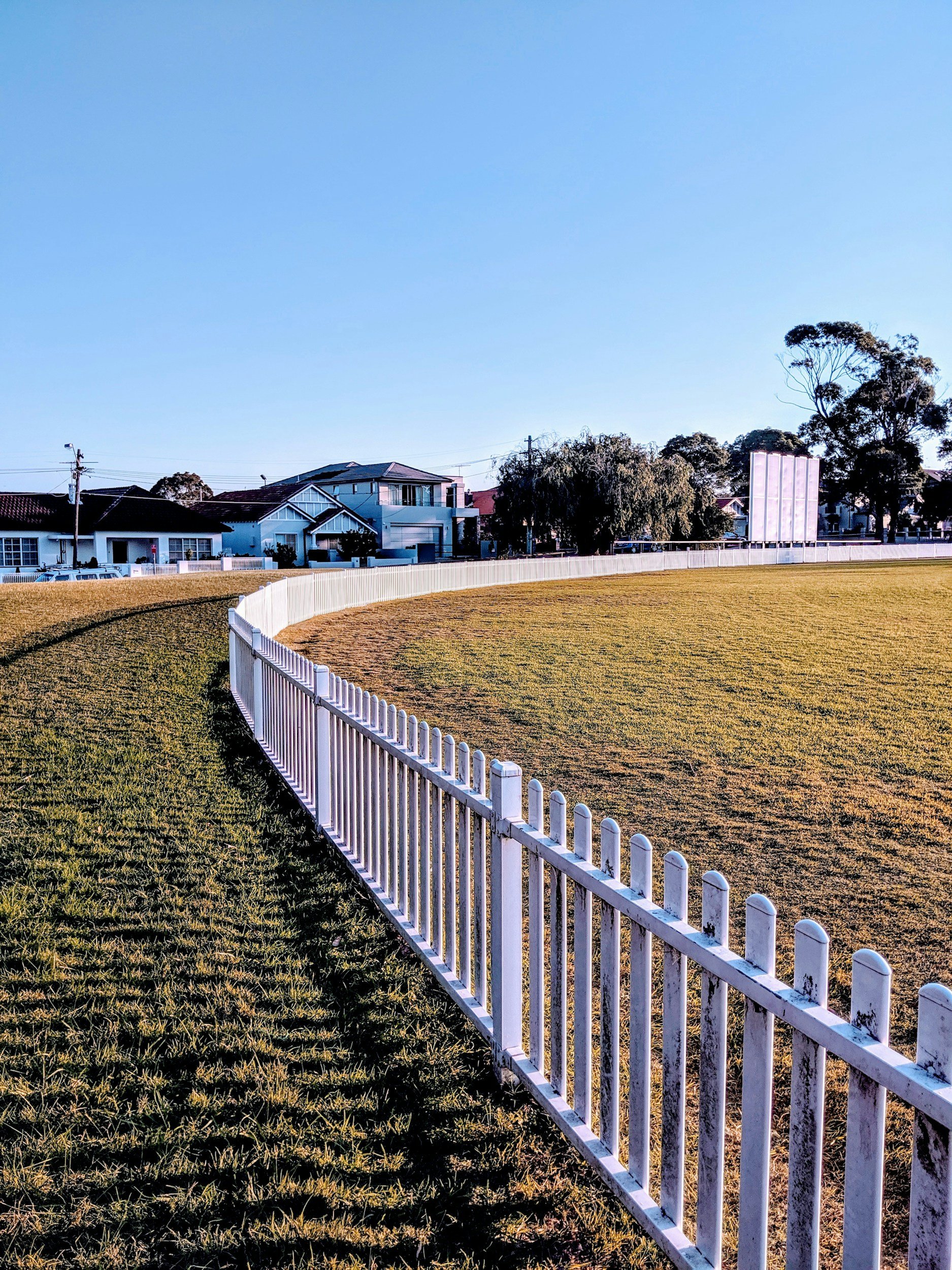 Metal Fatigue: When It’s Time to Retire That Rusted Aluminum Fence