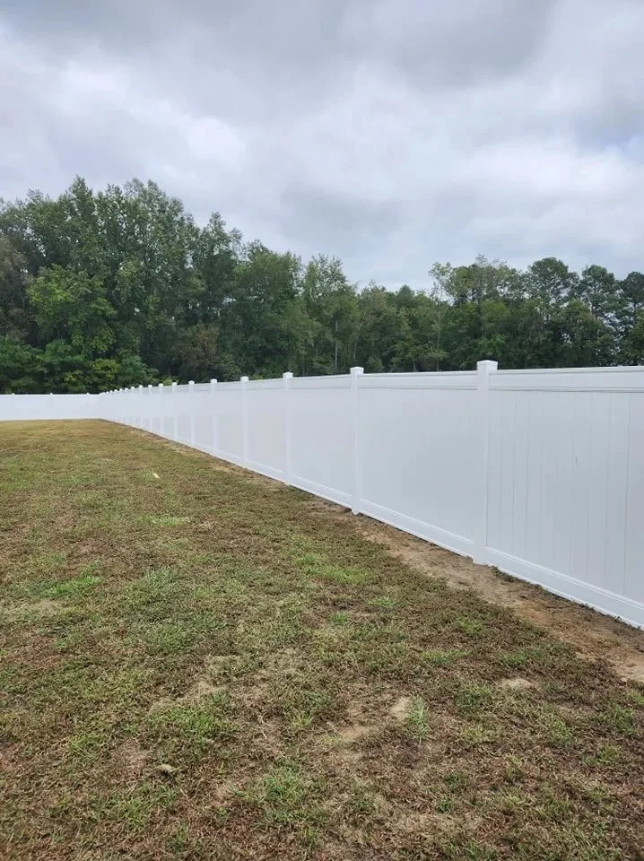 Why Your Fence Fails Early: Local Installation Mistakes Homeowners Overlook