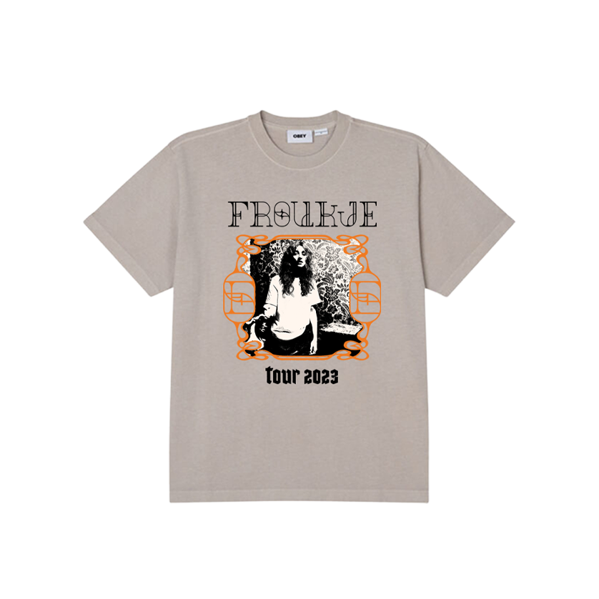 2023_FROUKJE_TOUR_D1_TEE front background.png
