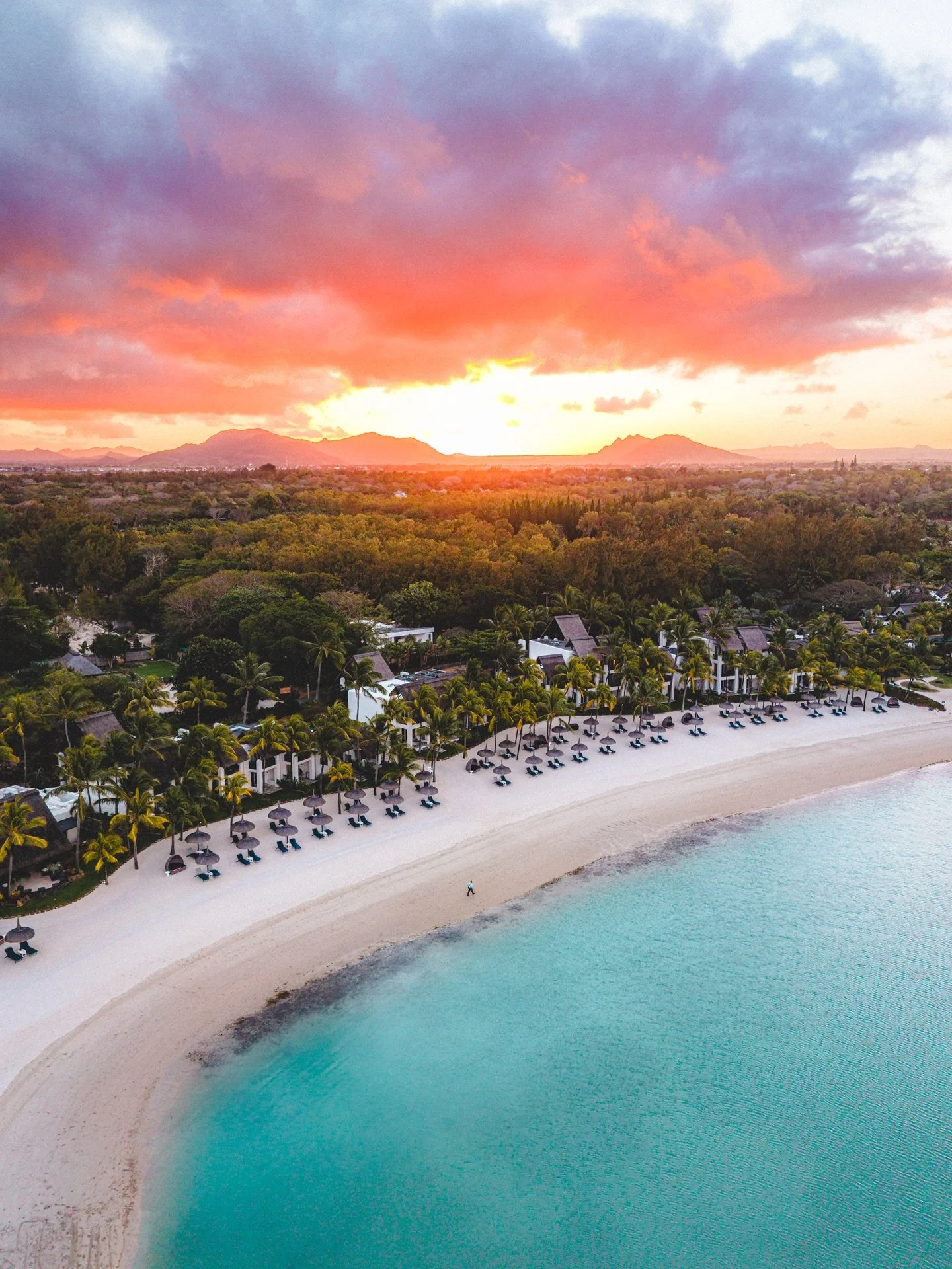 Bienvenue &agrave; l&rsquo;&icirc;le Maurice, et plus pr&eacute;cis&eacute;ment au Shangri-La Le Touessrok ( @shangrilamauritius ) 🌴
C&rsquo;est ici que nous avons pass&eacute; 5 jours absolument merveilleux.
Situ&eacute; sur la c&ocirc;te est de l&