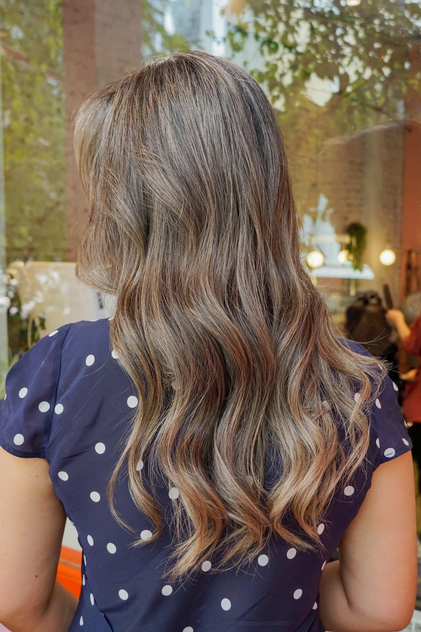 Balayage n&acirc;u - tự nhi&ecirc;n &amp; sang trọng.
___
Hair Bar
BOOK NOW / LI&Ecirc;N HỆ: 090 990 43 03
https://www.hairbar.vn/book
___
78 Ngo Duc Ke, 1 ST Floor, D1, HCMC
#newgenerationstylists #proudlyvietnamese #foreveryoung #tocdepmoingay