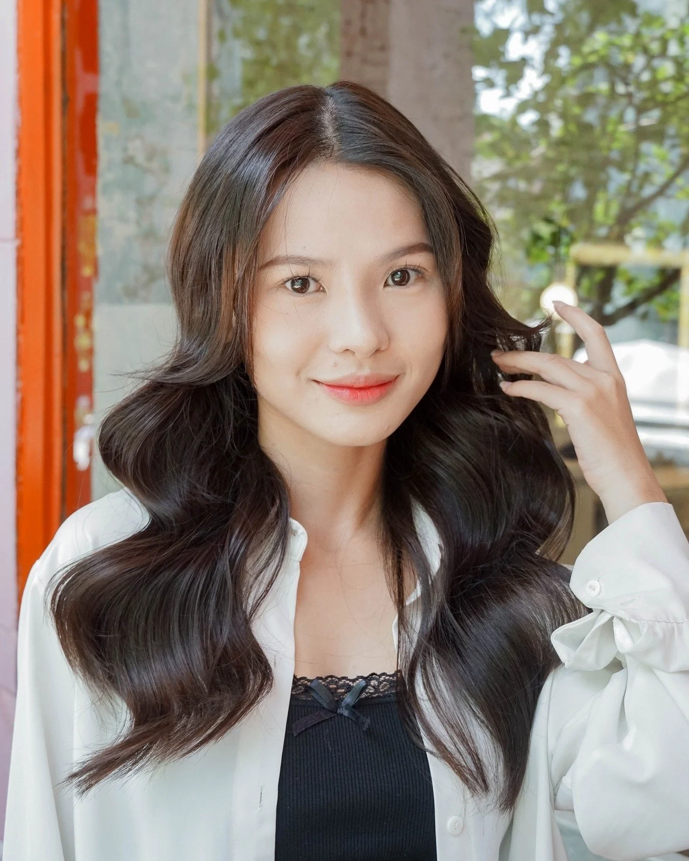 Tiệc cuối năm rộn r&agrave;ng, đến ngay Hair Bar t&oacute;c xinh sẵn s&agrave;ng tỏa s&aacute;ng ✨
___
Hair Bar
BOOK NOW / LI&Ecirc;N HỆ: 090 990 43 03
https://www.hairbar.vn/book
___
78 Ngo Duc Ke, 1 ST Floor, D1, HCMC
#newgenerationstylists #proudl