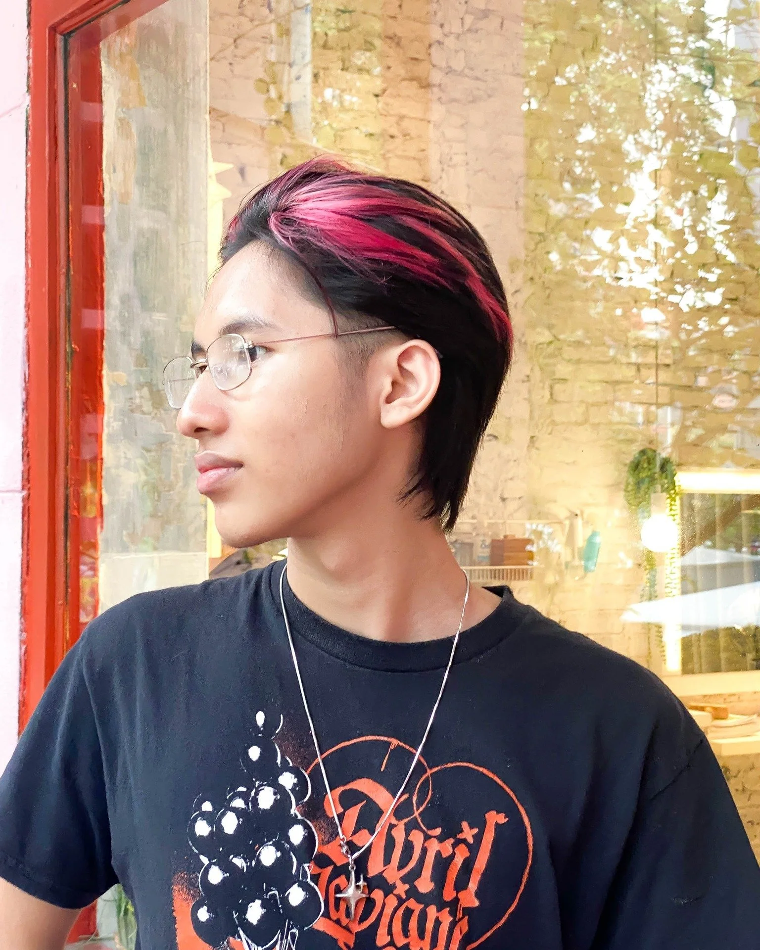 Nhuộm highlight gi&uacute;p hạn chế h&oacute;a chất tiếp x&uacute;c t&oacute;c nhưng vẫn giữ được sự nổi bật v&agrave; c&aacute; t&iacute;nh.
___
Hair Bar
BOOK NOW / LI&Ecirc;N HỆ: 090 990 43 03
https://www.hairbar.vn/book
___
78 Ngo Duc Ke, 1 ST Flo