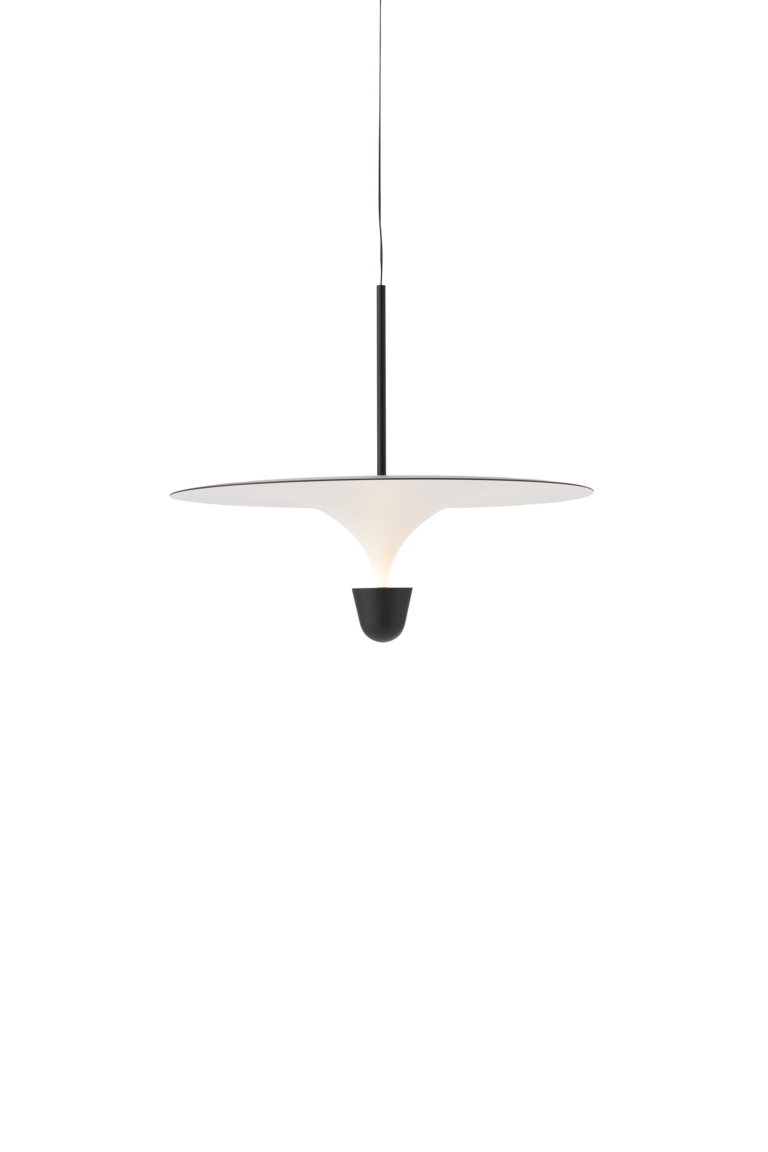 New-Works_Packshot_22110_Kantarell-Pendant-Lamp_60_Black_Light.jpg