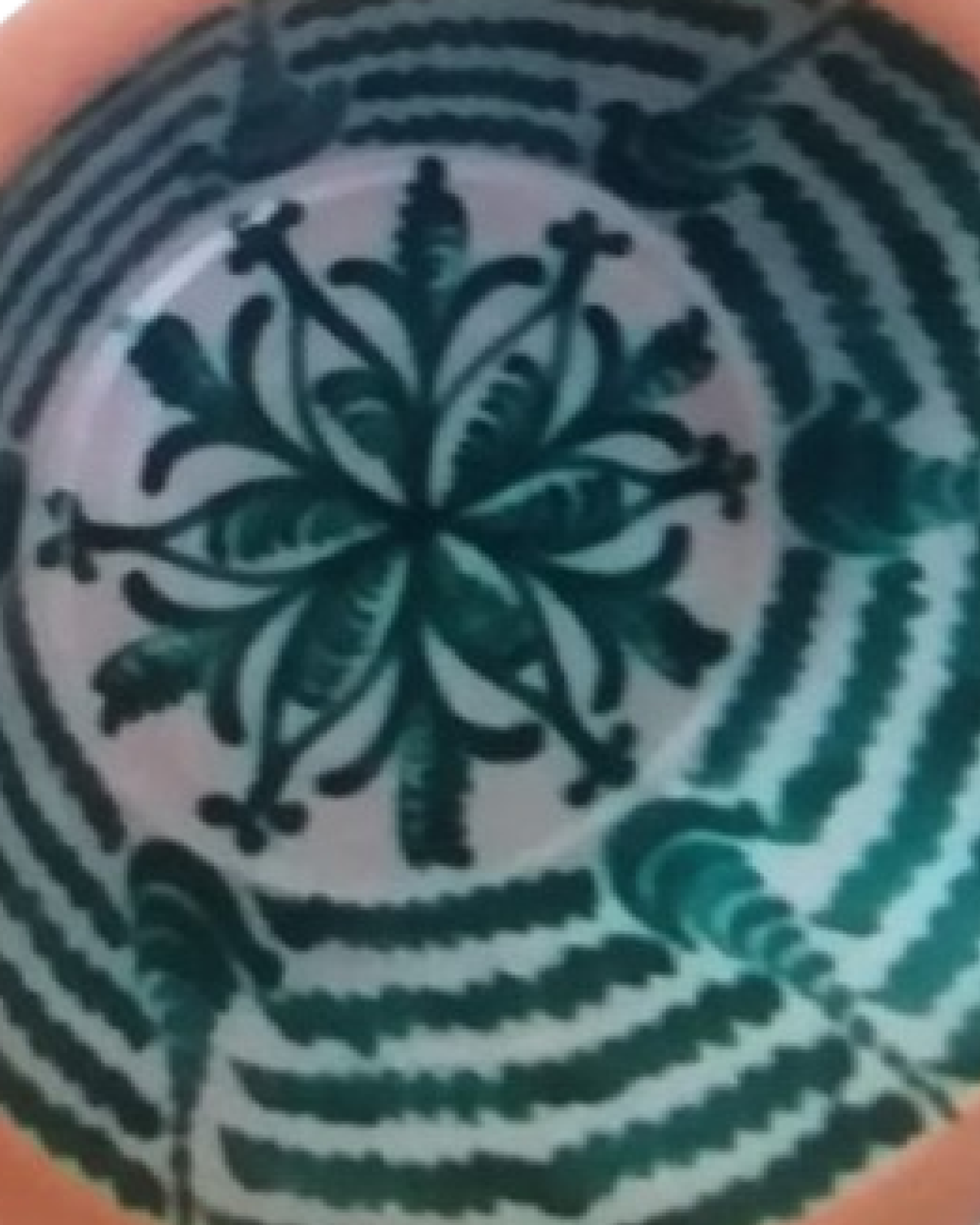 Maricruz Lebrillo in Green - Closeup — CASA PLETÓRICA.png