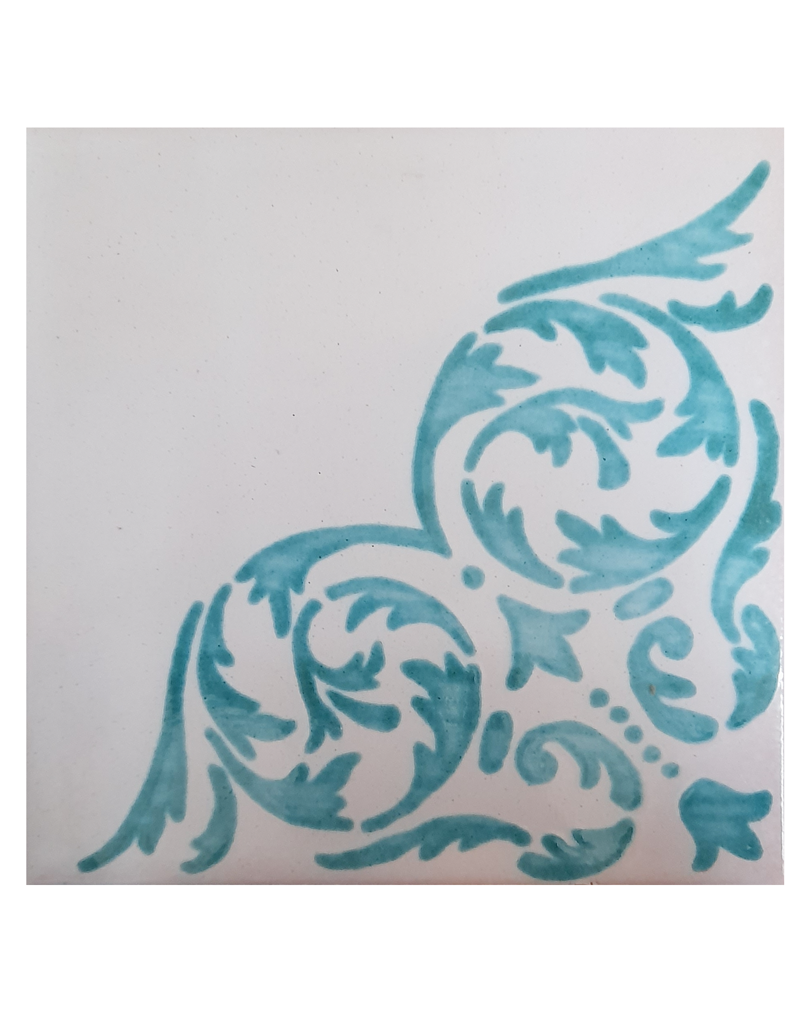 Arabesco Ceramic Tile in Green