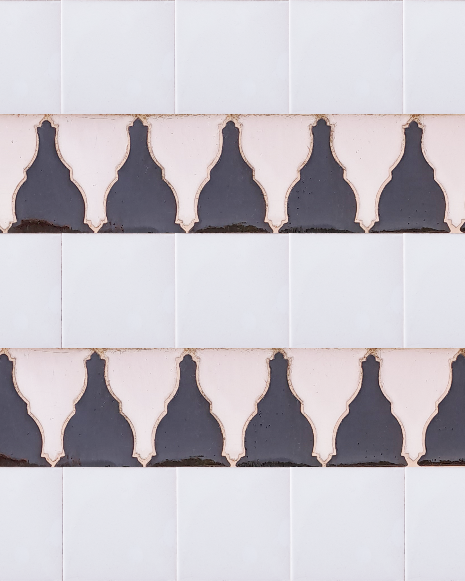 Almenilla - Black - Wall - Ceramic Border Tiles - CASA PLETÓRICA.png