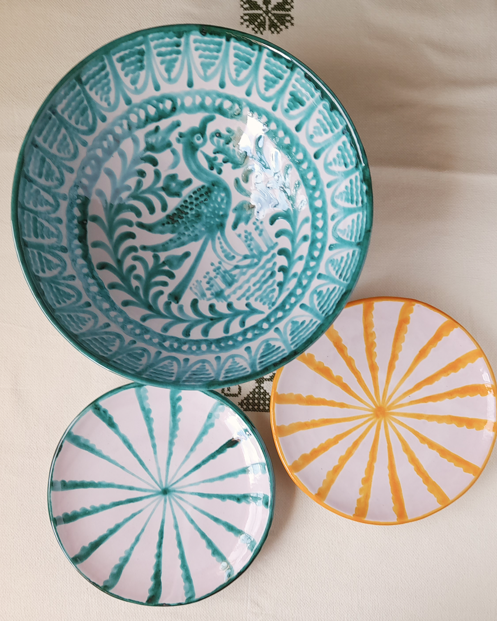 Faisán Fajalauza Round Serving Bowl - Tabletop - CASA PLETÓRICA.png