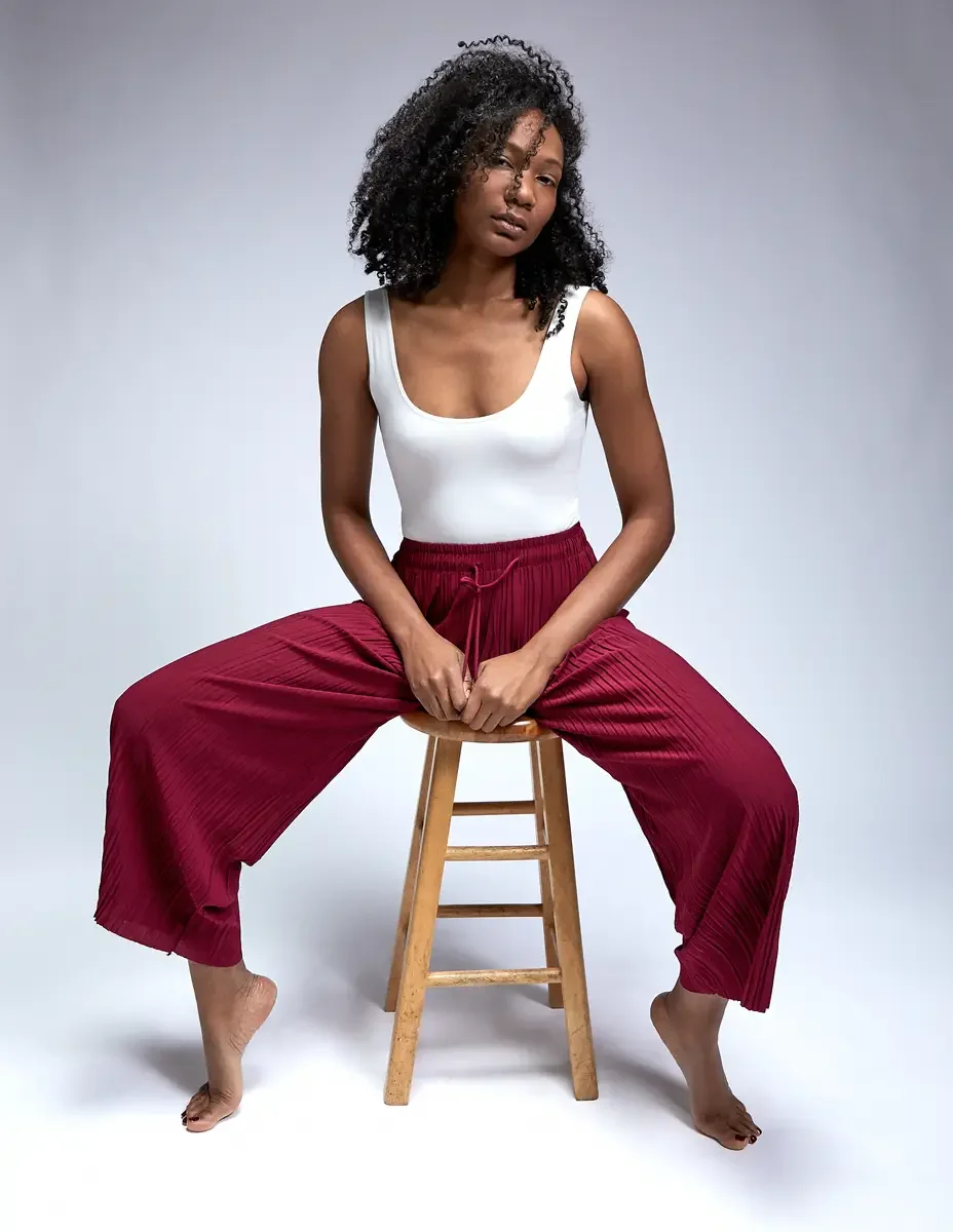 Arielle Chambers, black and white beauty portrait, white tank, East Williamsburg studio test shoot, makeup by Schanica Pickens, photographed by Scott Parker Photo