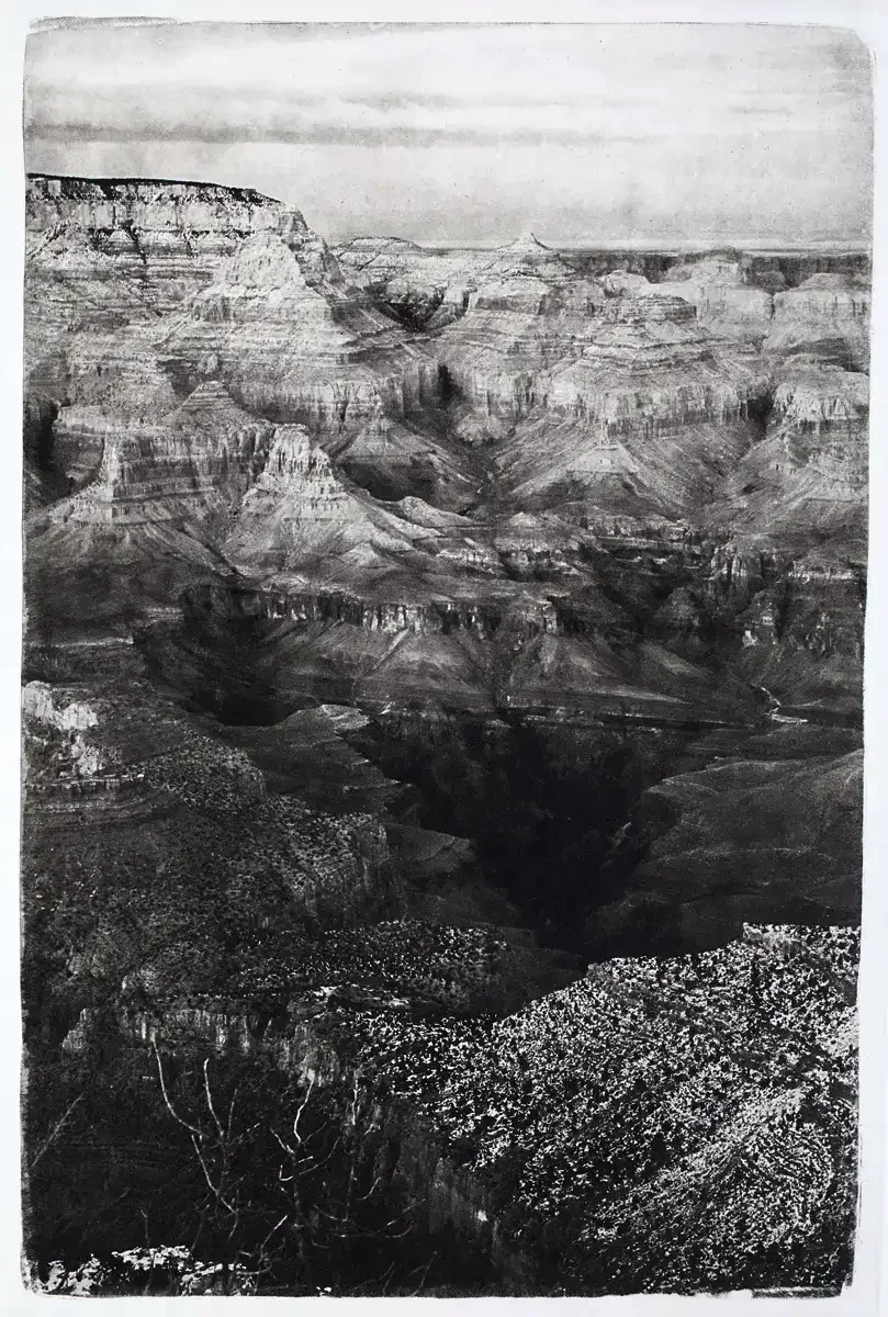 WINTER-CANYON-BLACK.webp