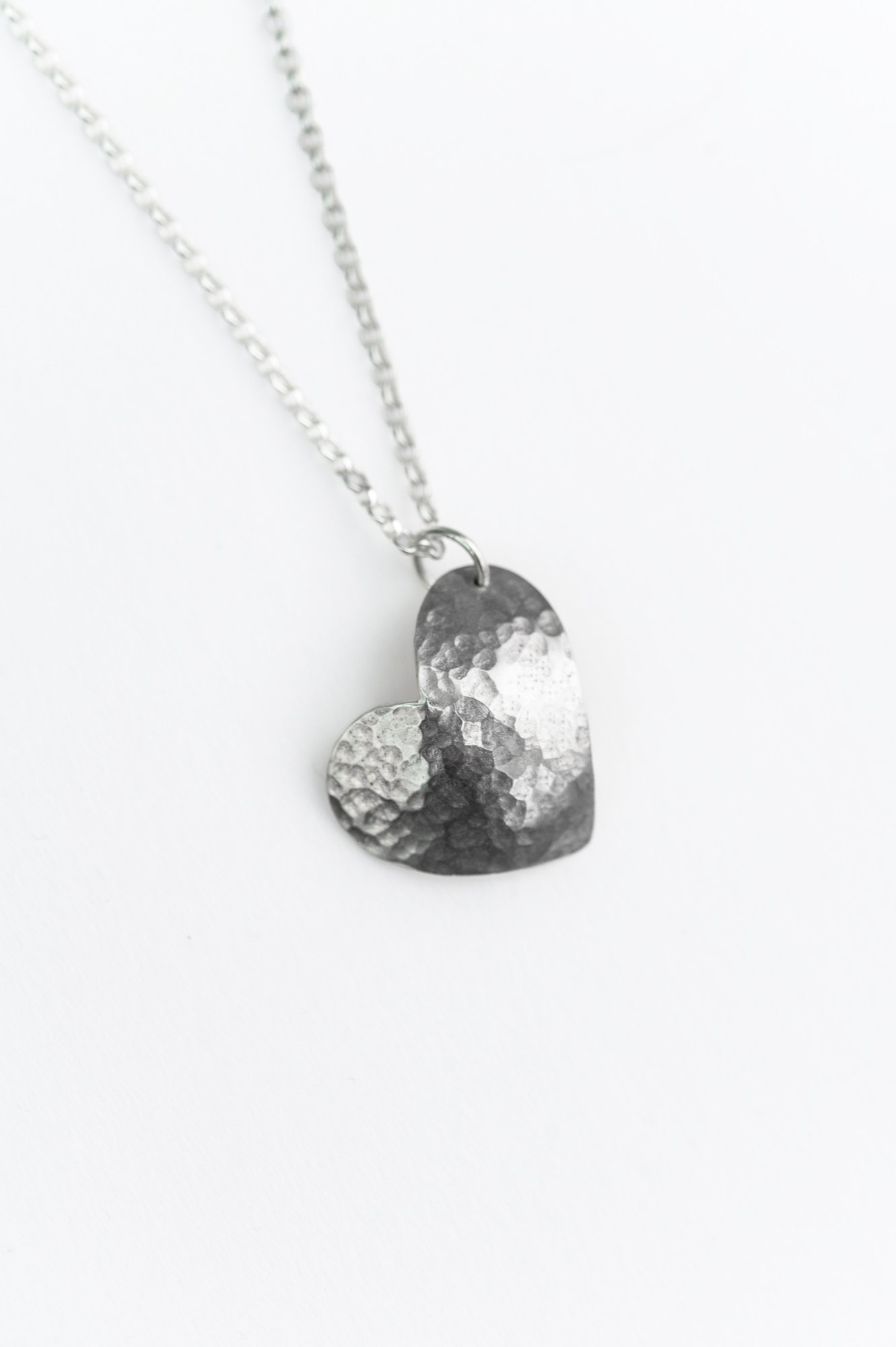 silver-necklace-pendant-hammered-heart-2.jpg