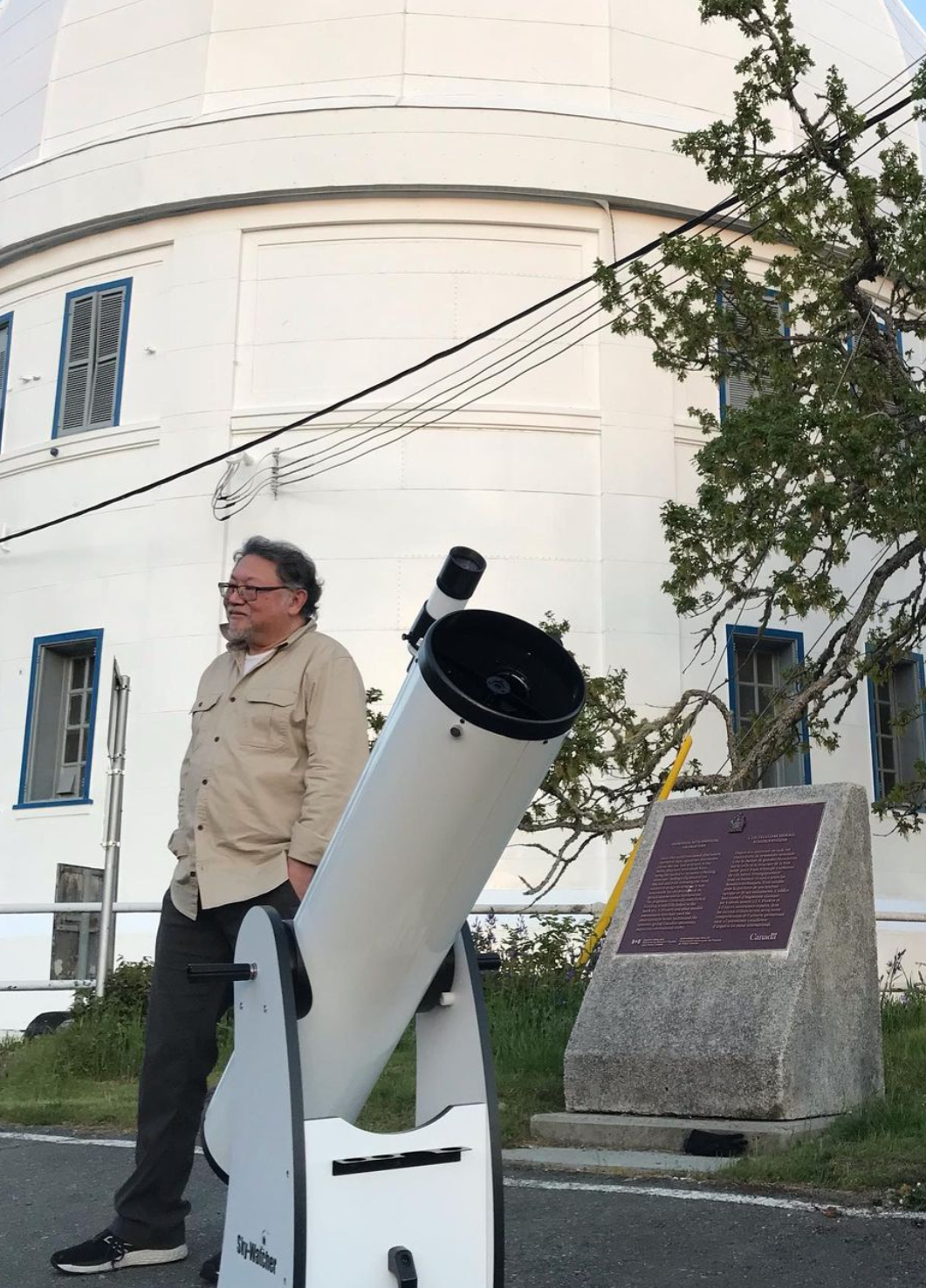 David Lee welcomes star party visitors