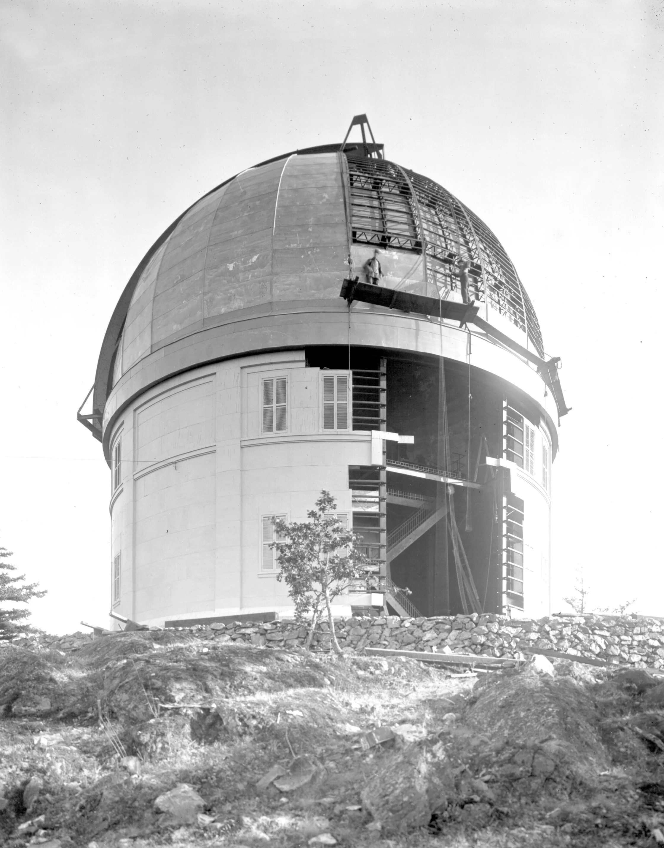 Dome under construction