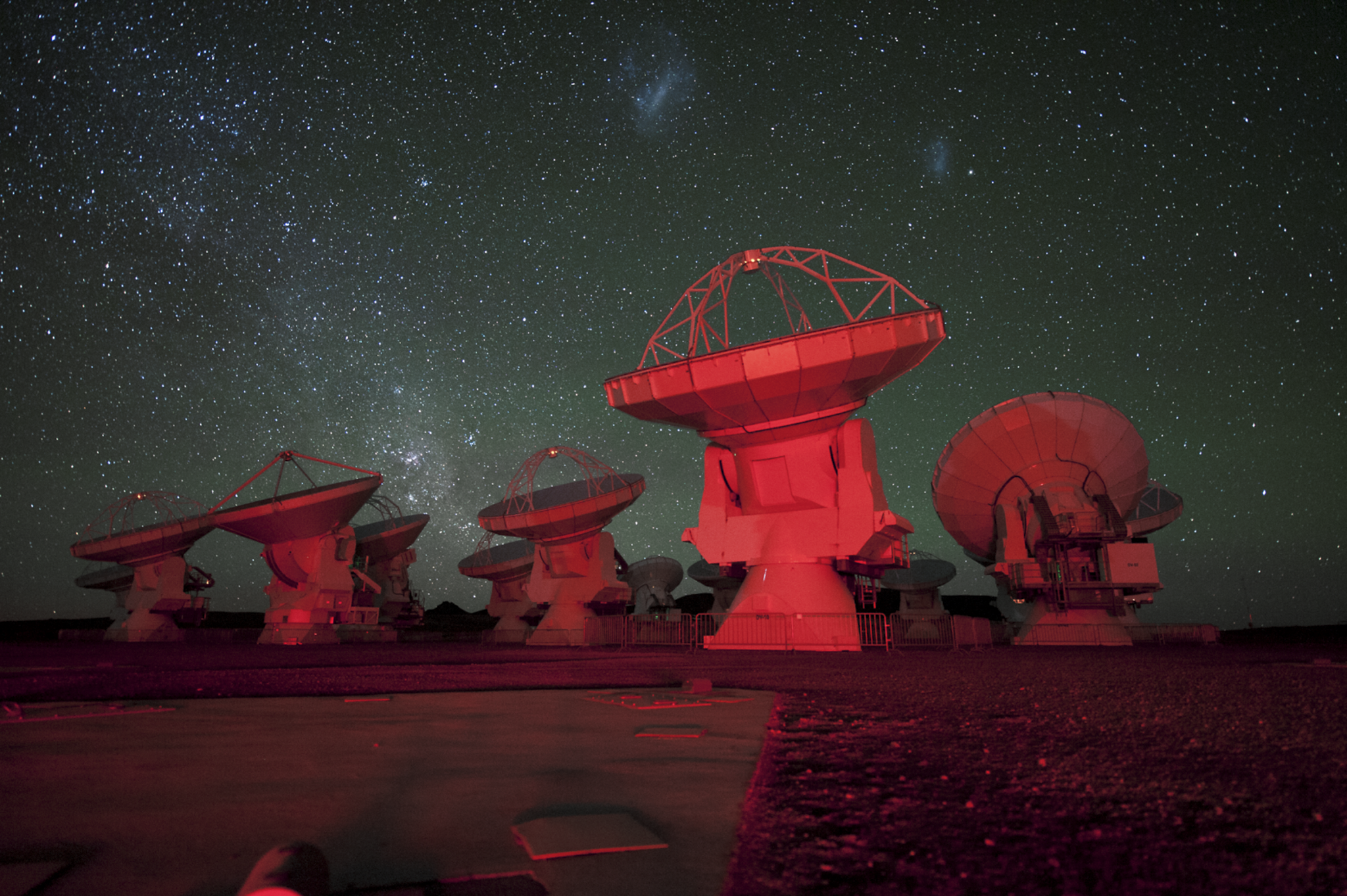 34-ALMA-nightscape.png