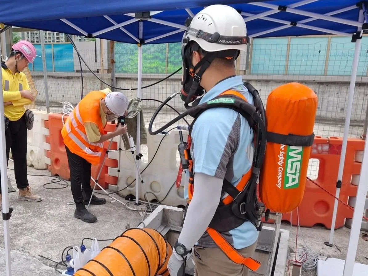 Confined space equipment