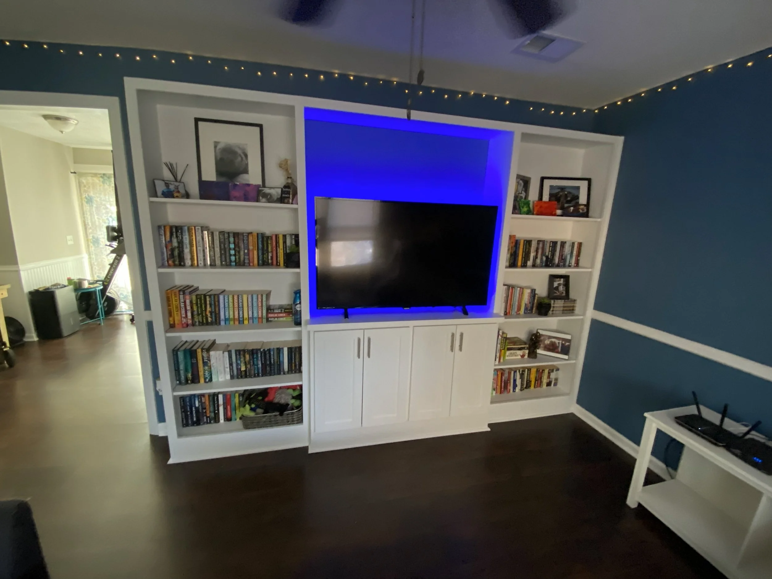 Custom built-in TV cabinet with bookcases
