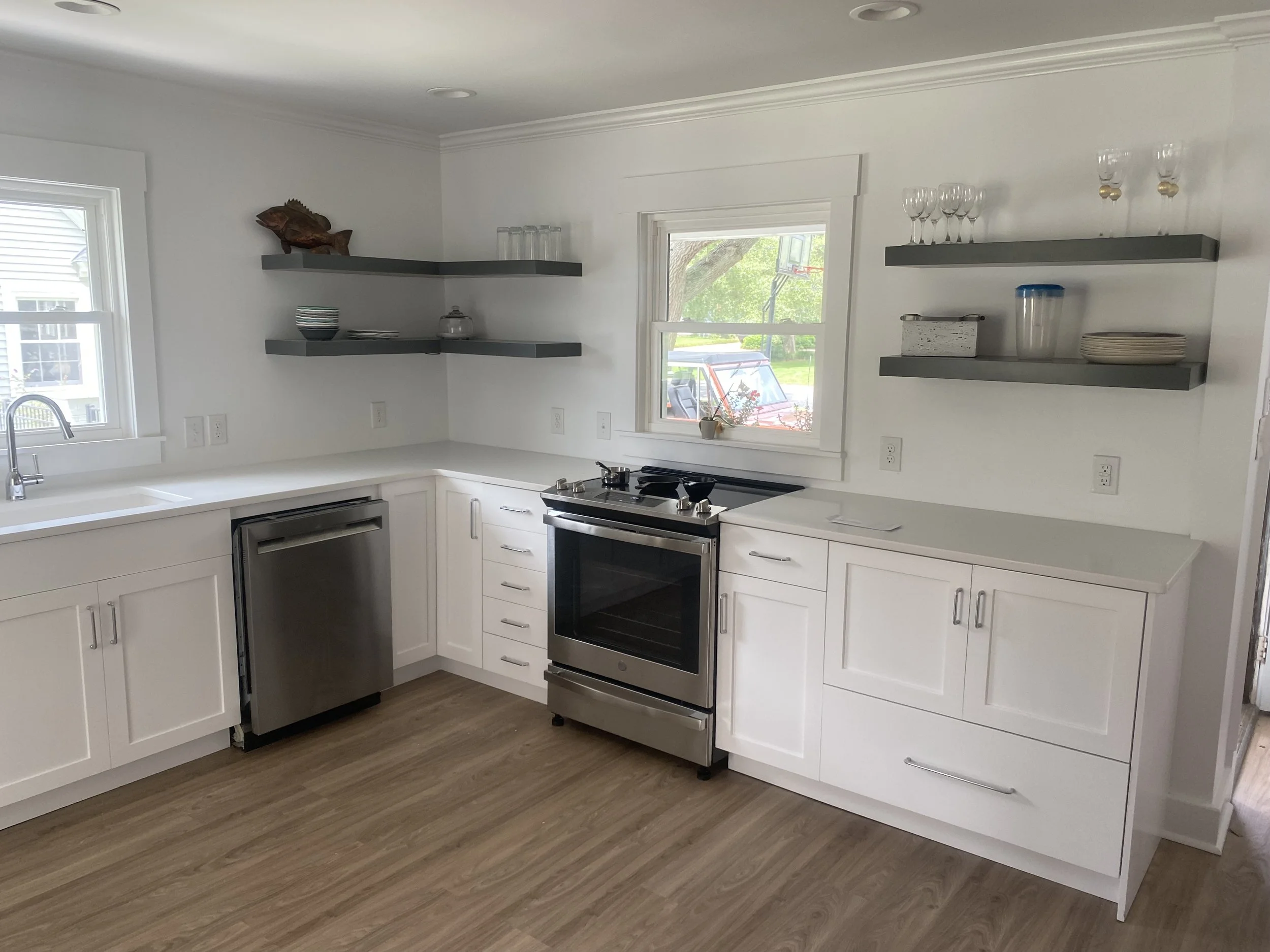 Floating shelves for kitchen