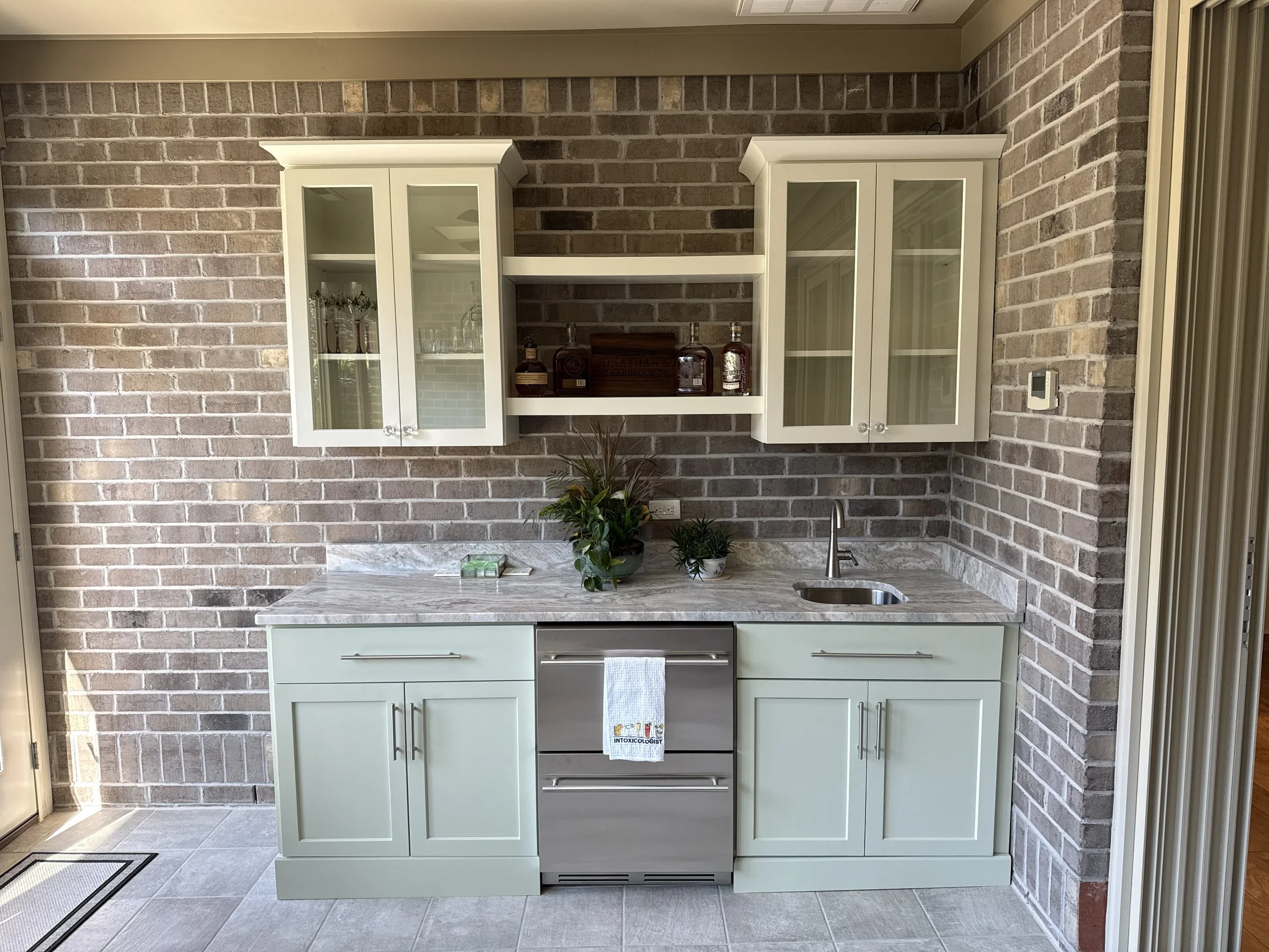 Custom built-ins for sunroom.