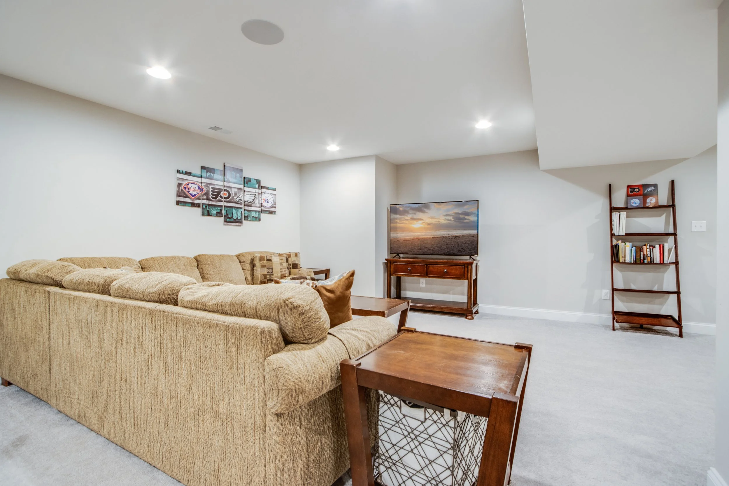 IMG_1040 with screen replacement.jpg