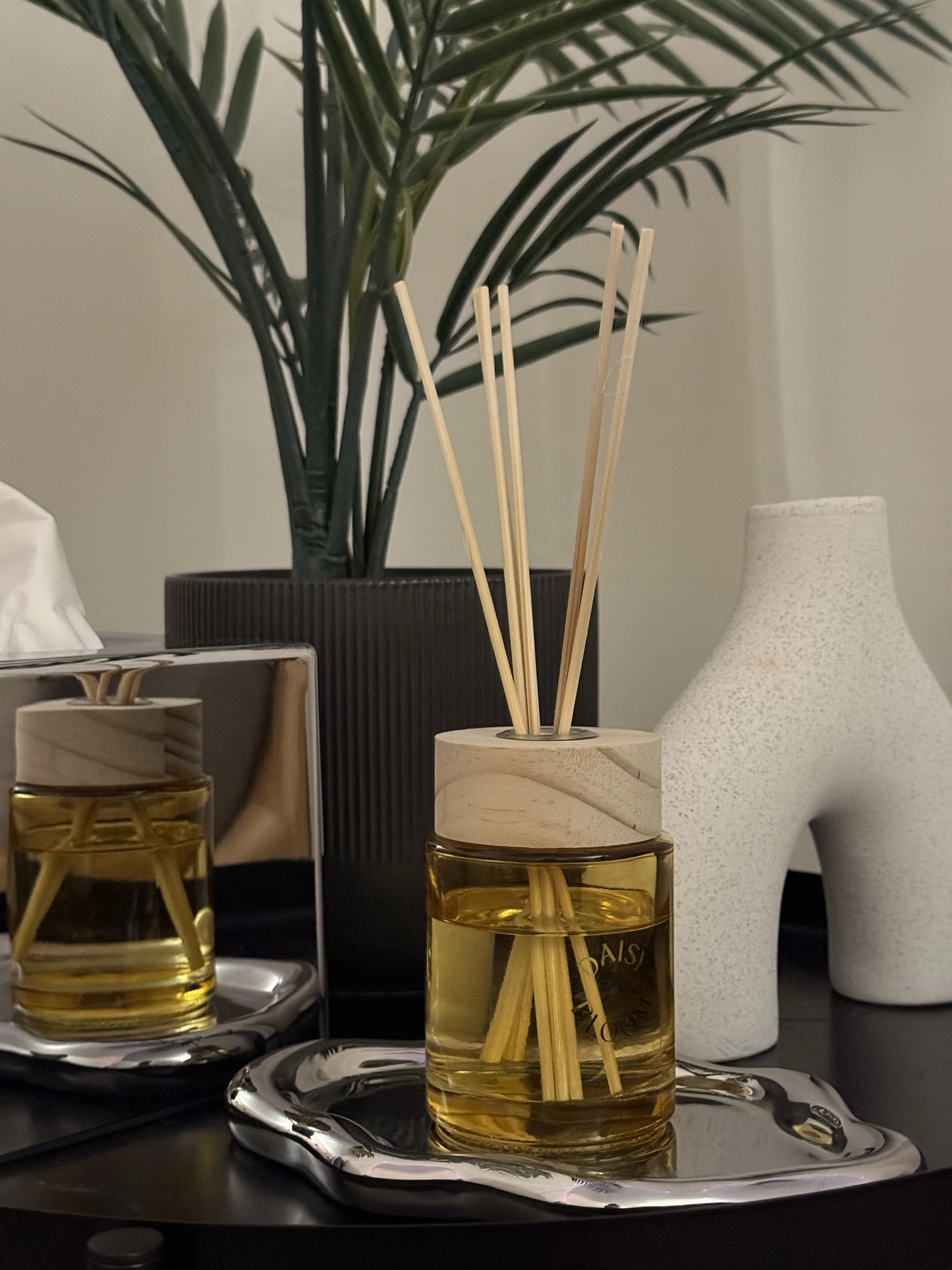 North Manchester studio lounge with seating for beauty creators, influencers, and social media content production