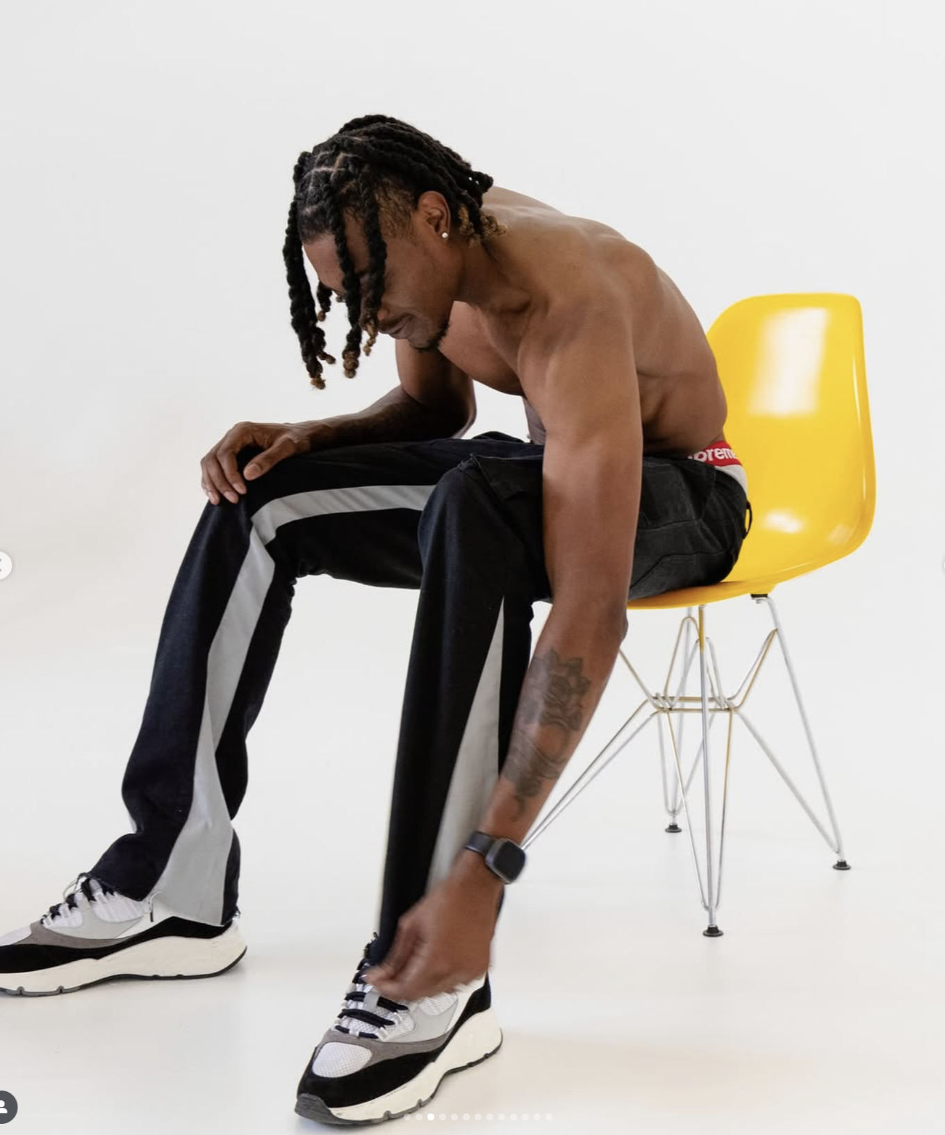 White infinity cove inside The Space MCR photography and videography studio in Manchester.