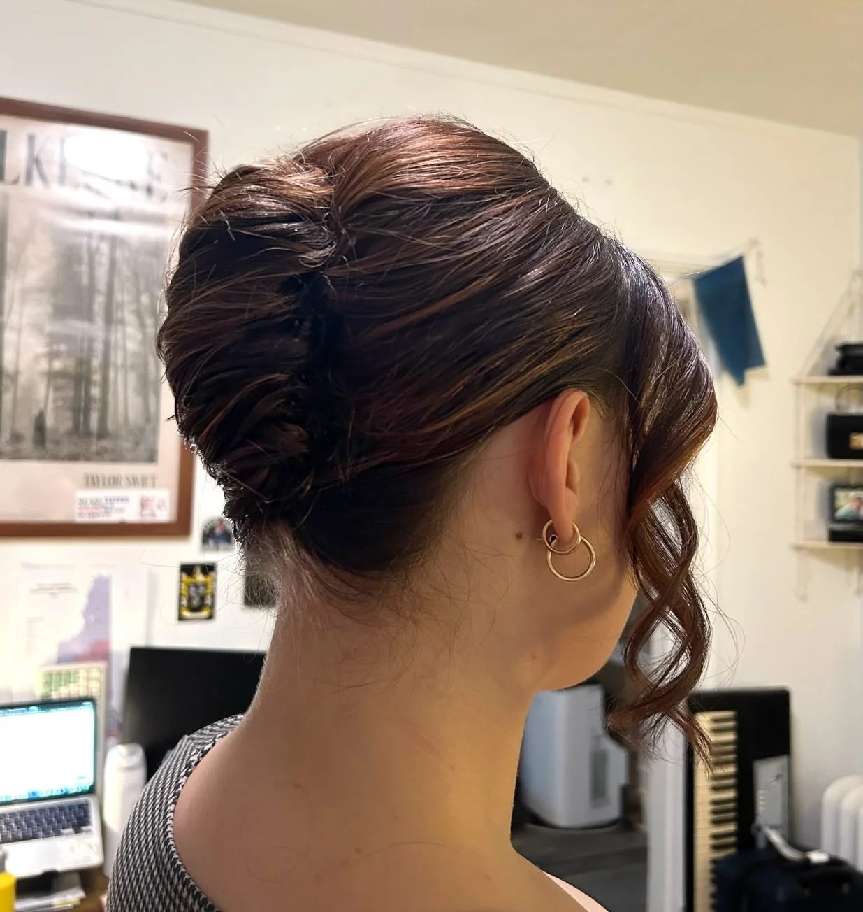Yes, you can do a French twist on a long bob and honestly I want to do twists aaaaallll 2026! #frenchtwist #specialoccasionhair #updo #bostonhairstylist #hairinspo