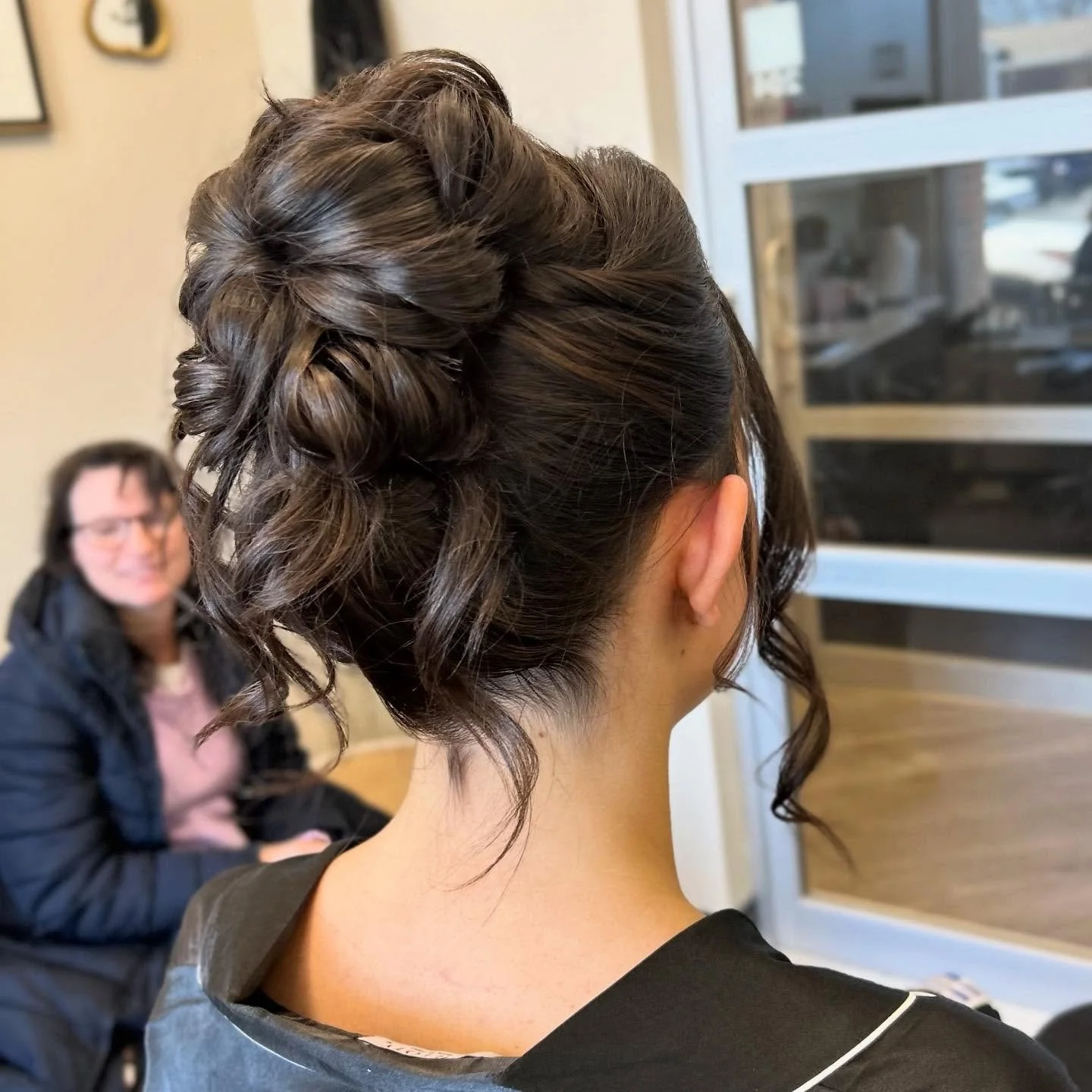 Cotillion hair for this gorgeous girlie and it looks so perfect on her. 

Products used:
@sexyhair big powder play 
@moroccanoil luminous hairspray 
@kenraprofessional hot spray 
@livingproofinc control hairspray

#updoinspo #eventhairstyle #massachu