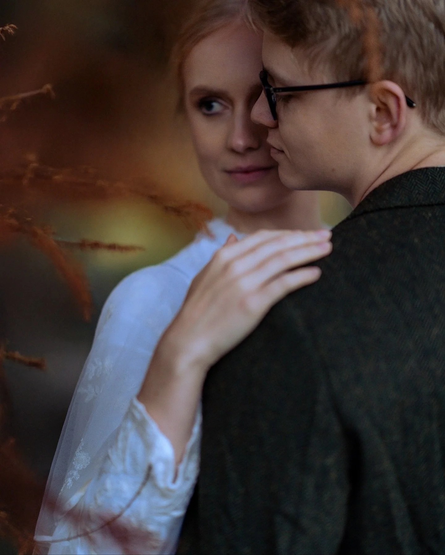 S&amp;L

Still processing all the inspiring theory that @sol.foto.nl shared with us last Saturday - my head is full of new ideas! Excited to share these photos, as I truly enjoyed creating them

Makeup artist @bymonicavelucci 

#photography #portrait