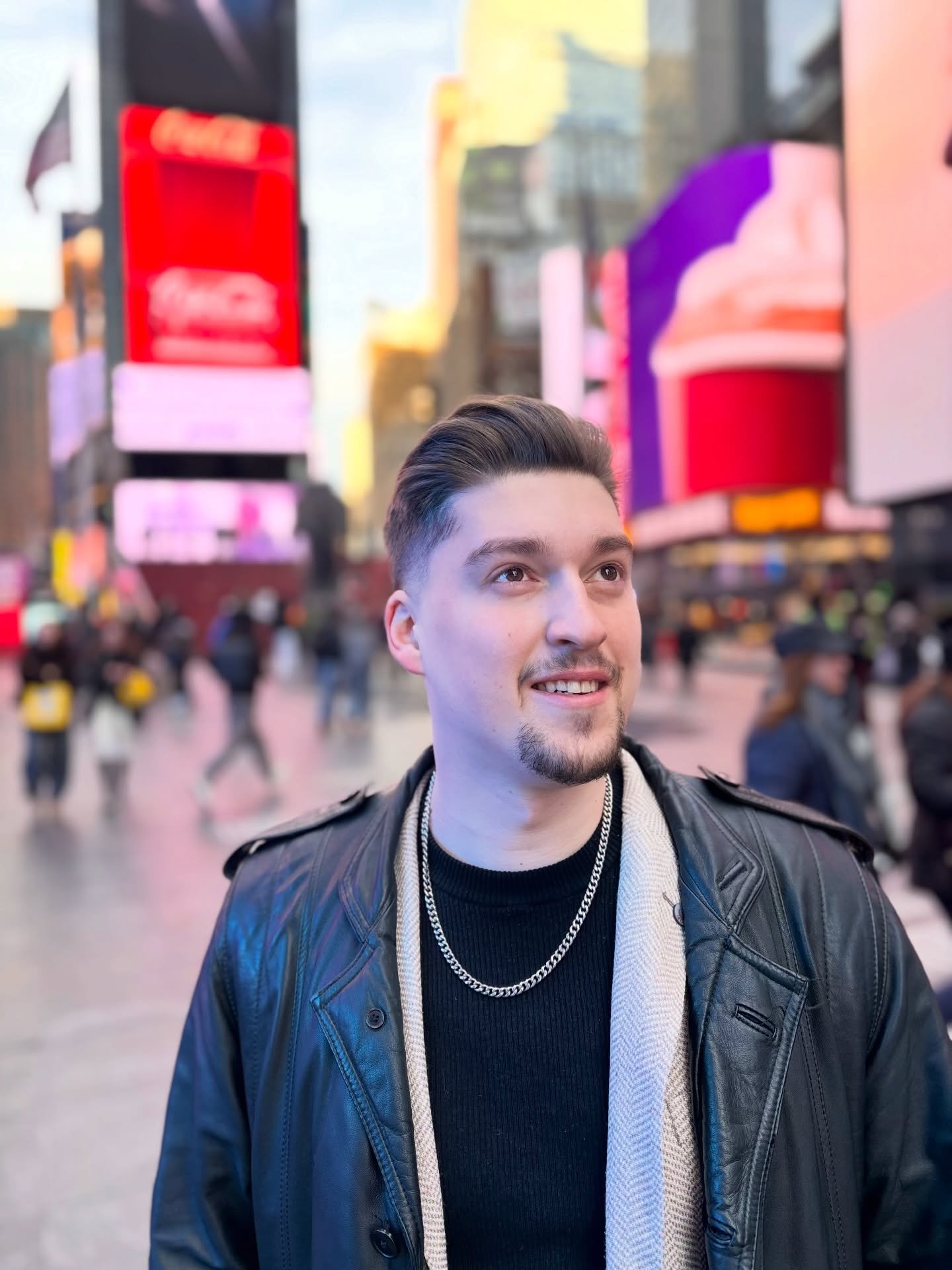 No time for Times Square ⌚️⏳
Getting back to US vibes 😉
These past couple weeks flew by with events, and the next ones won't be any less hectic - I'll keep you in the loop.
Stay tuned 👉👉