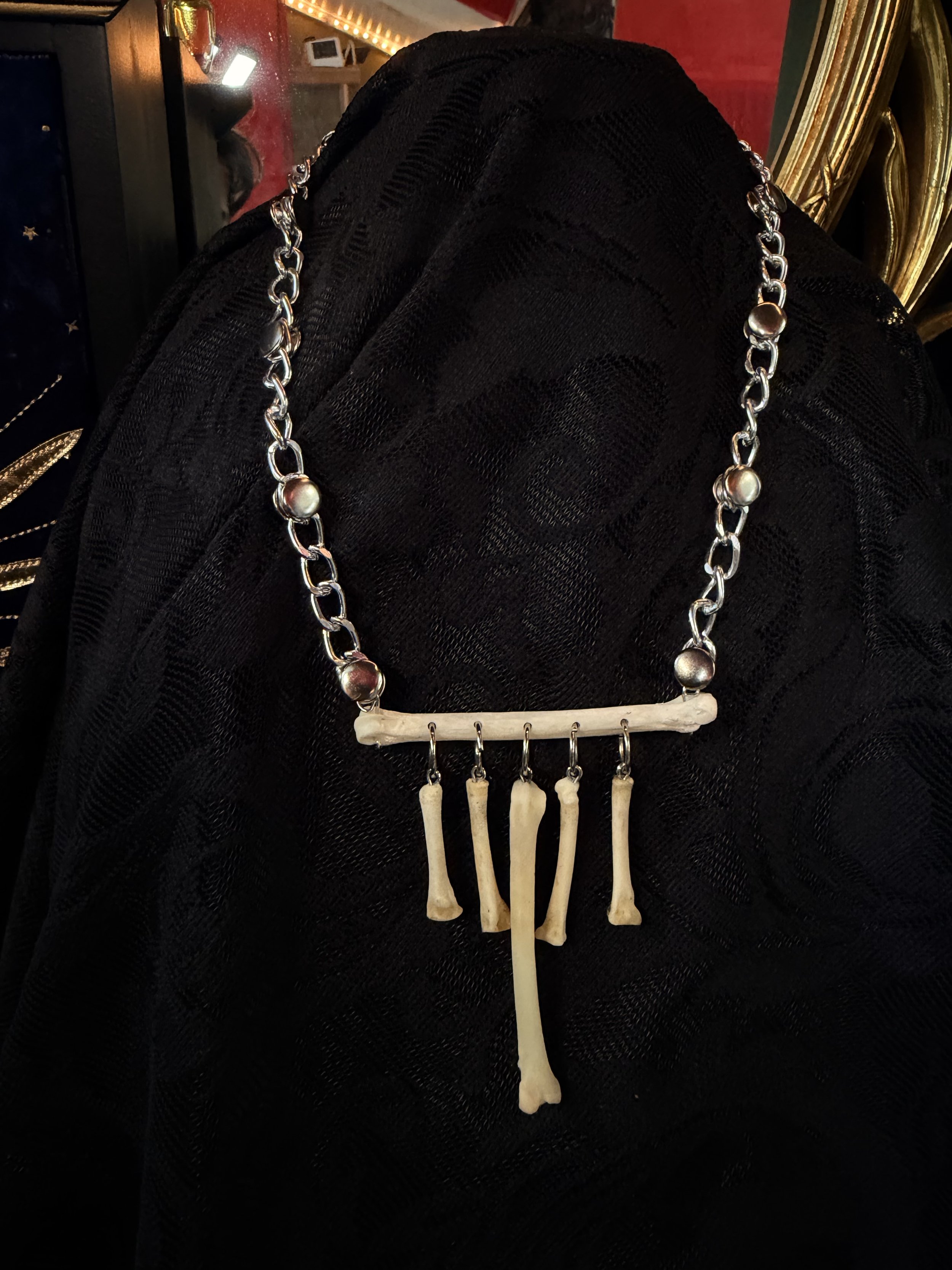 Dangling Bones
