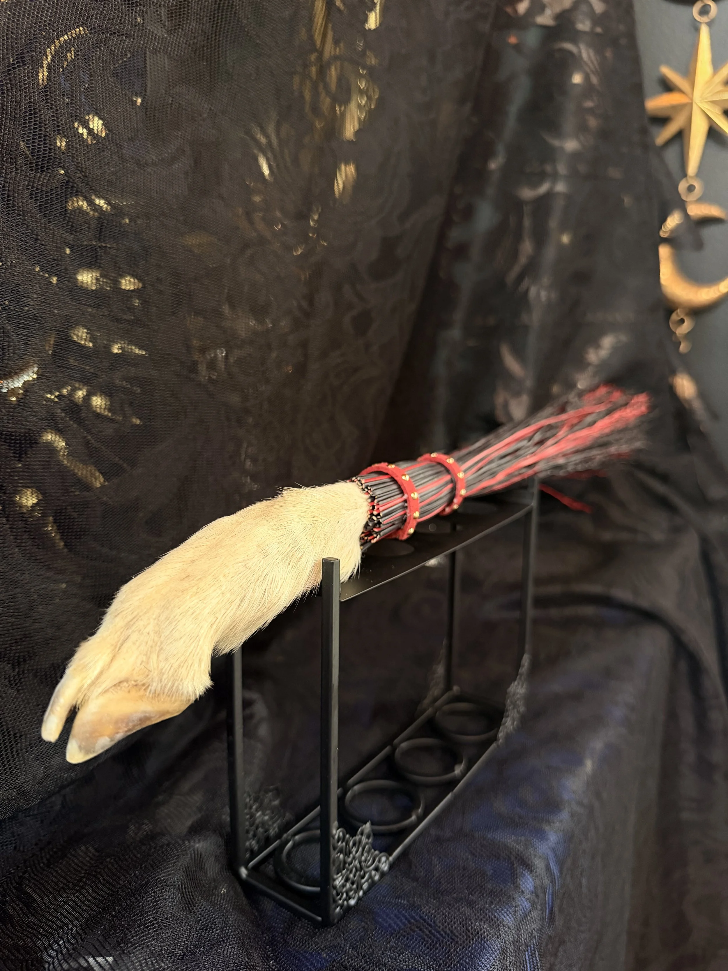 Hoof Broom