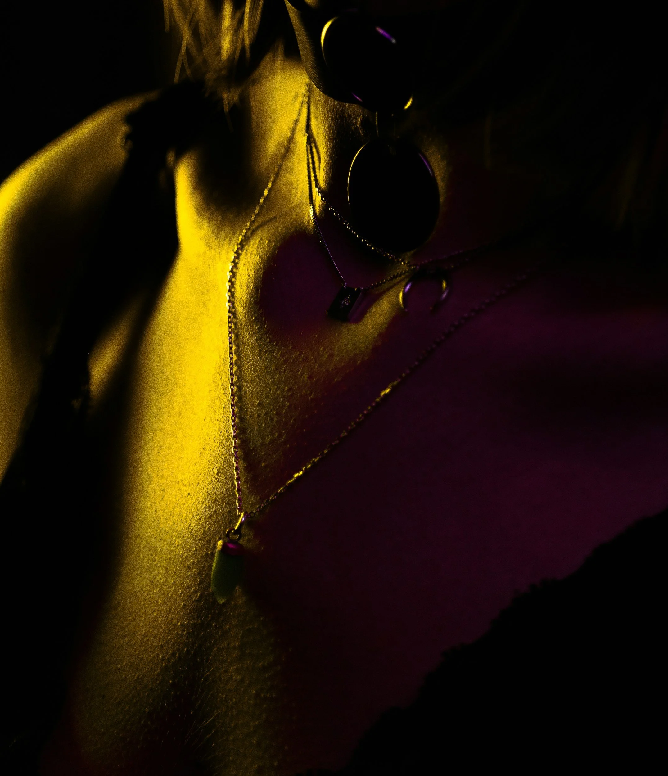 How to Find a Kink-Affirming Therapist (and Questions to Ask Before You Book)